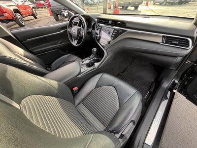 2018 Toyota Camry Hybrid SE