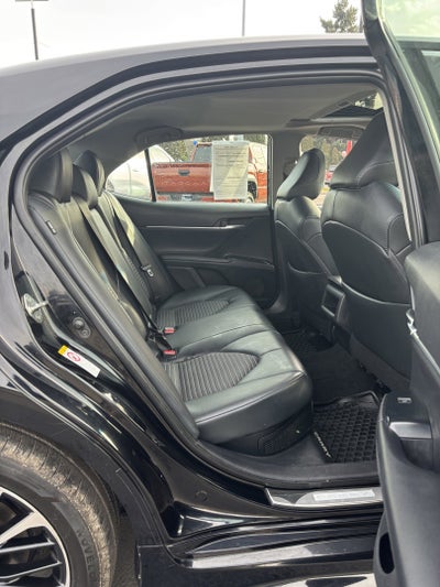 2018 Toyota Camry Hybrid SE