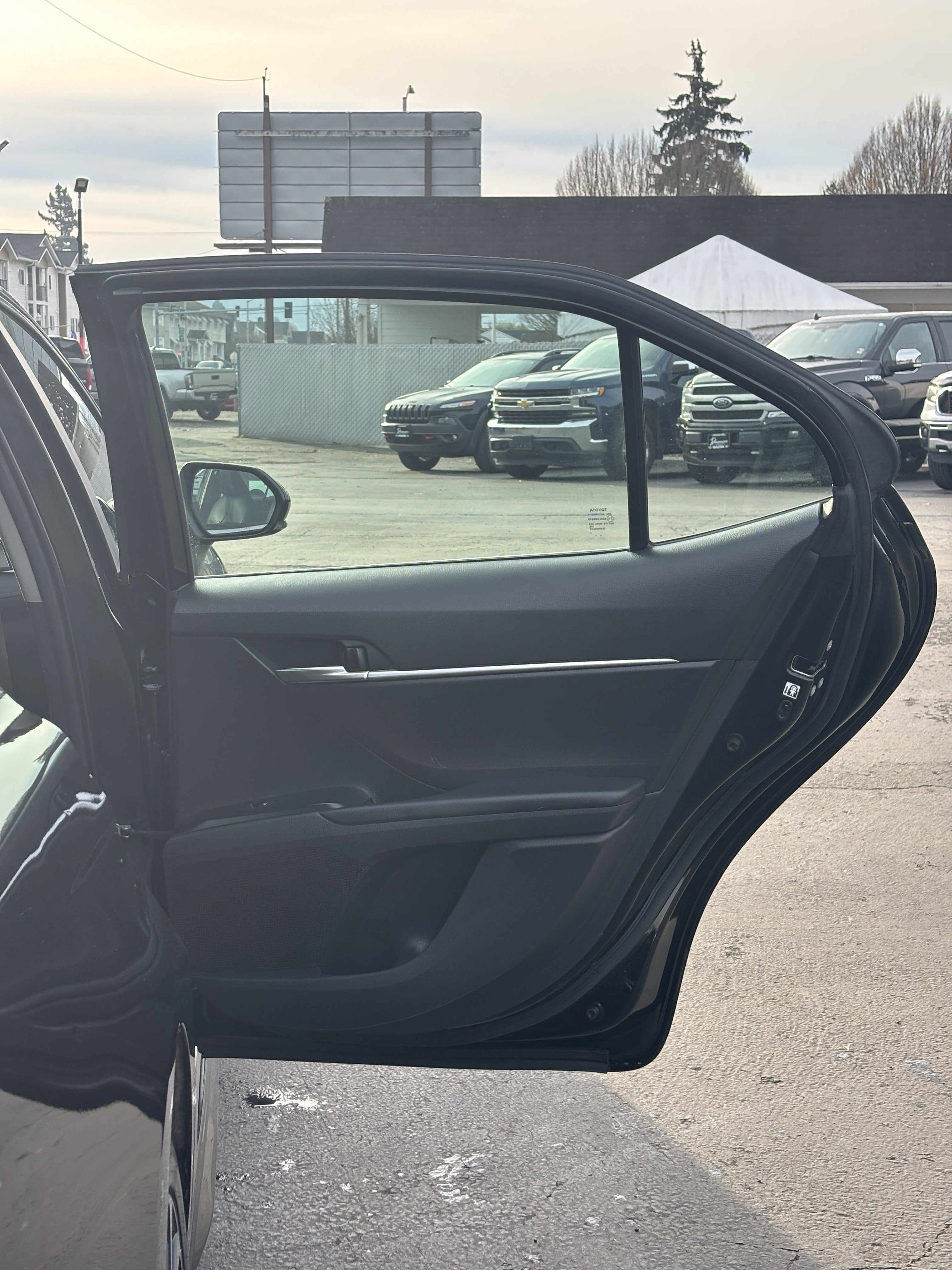 2018 Toyota Camry Hybrid SE