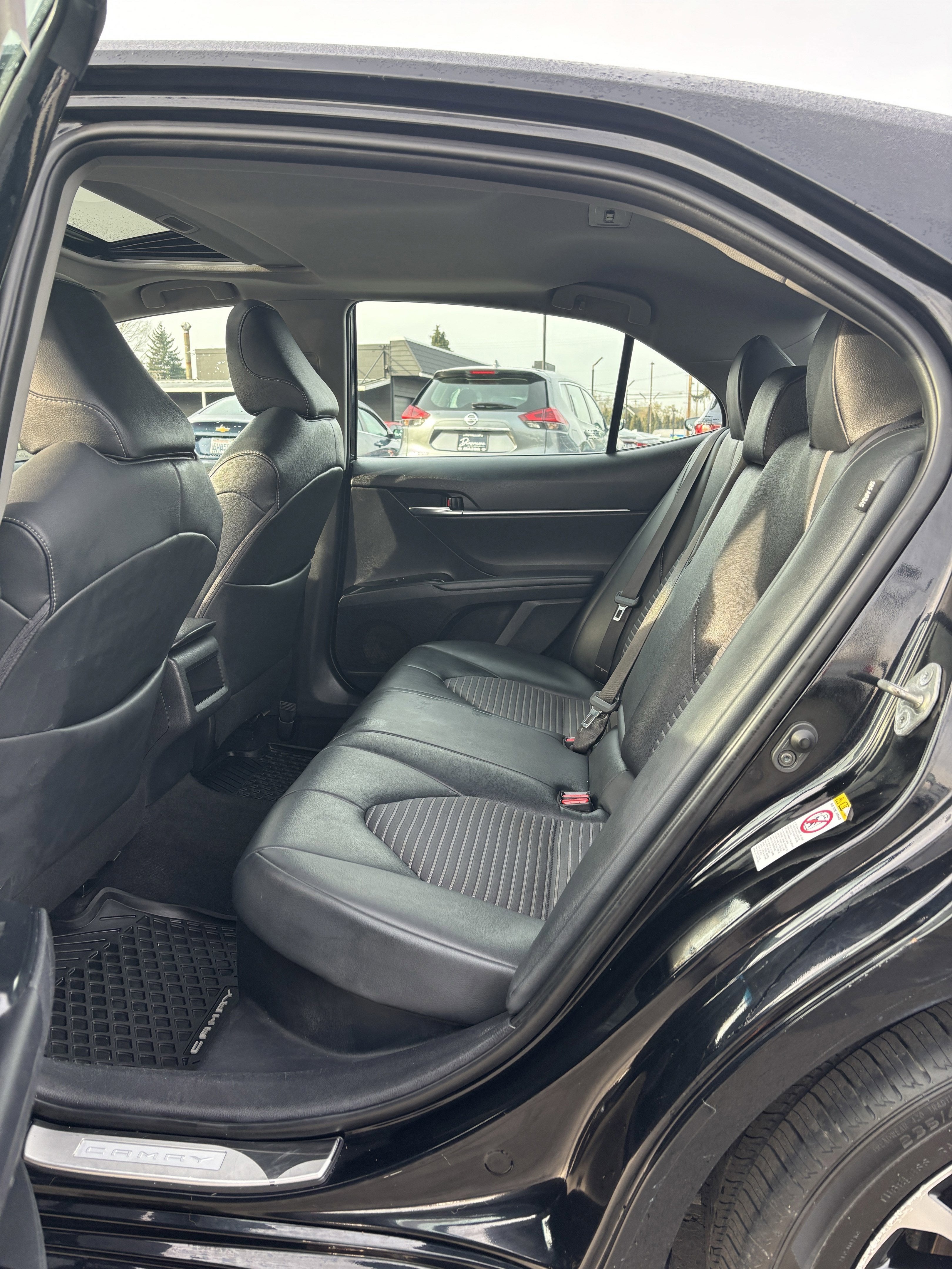 2018 Toyota Camry Hybrid SE