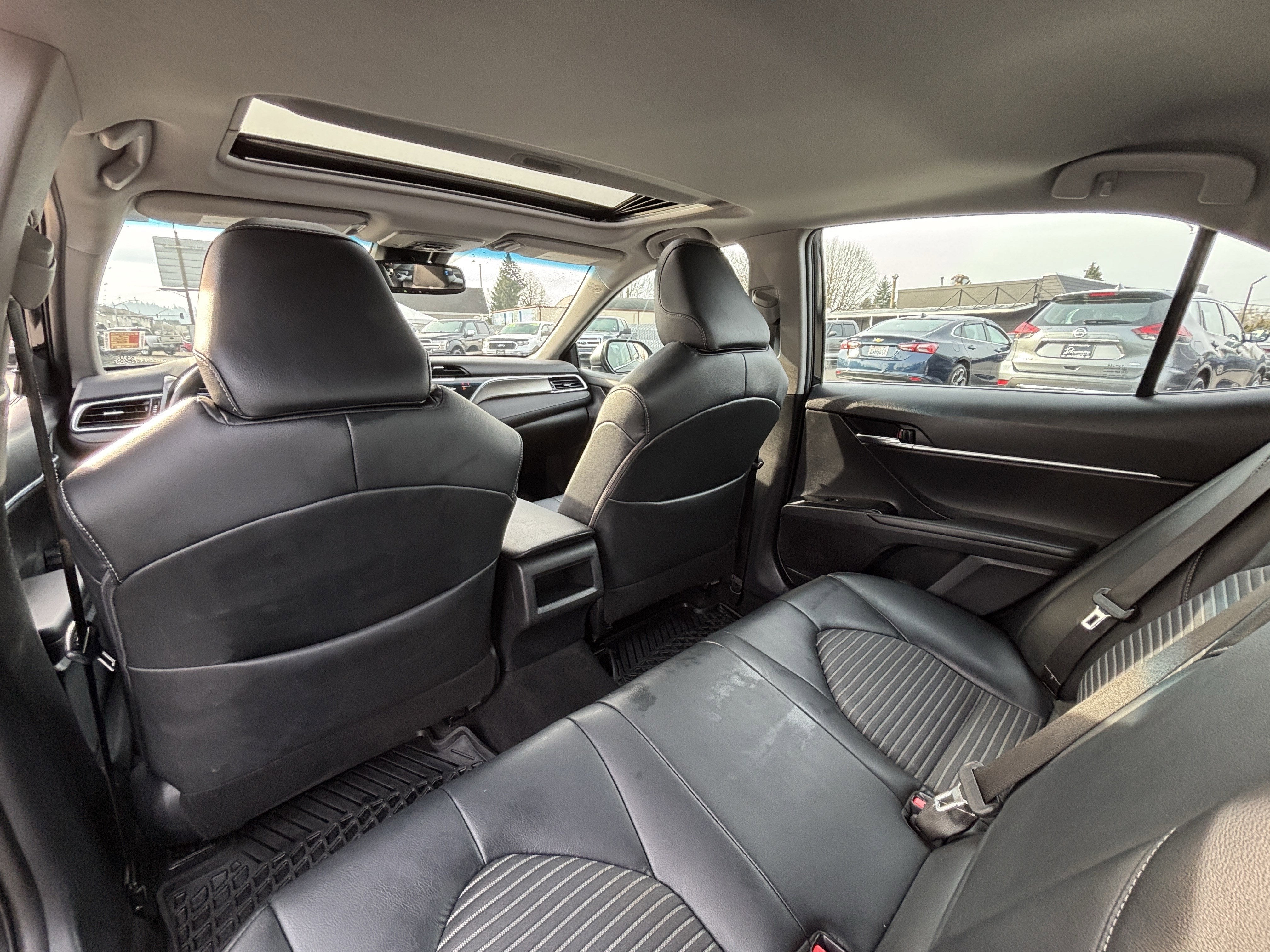 2018 Toyota Camry Hybrid SE