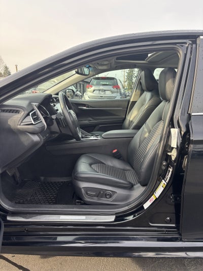 2018 Toyota Camry Hybrid SE