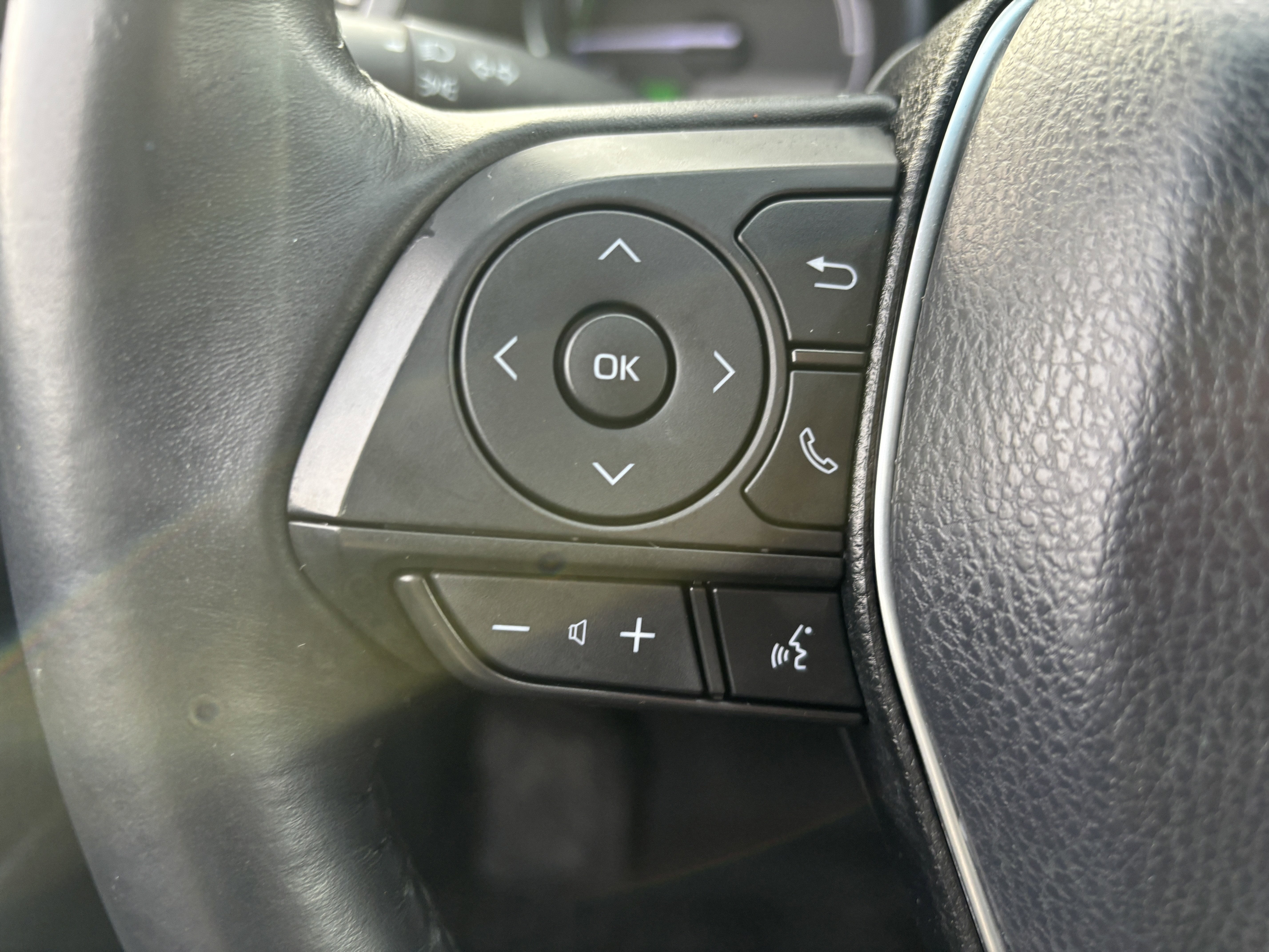 2018 Toyota Camry Hybrid SE