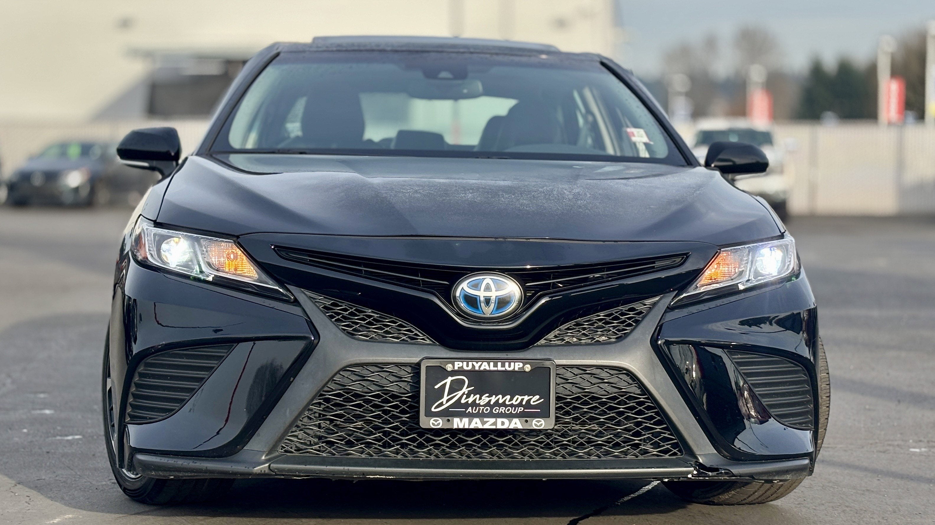 2018 Toyota Camry Hybrid SE