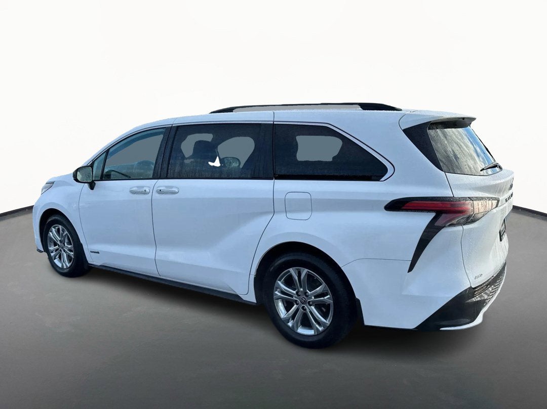 2021 Toyota Sienna XSE