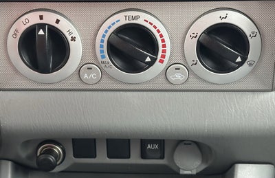 2011 Toyota Tacoma 4WD Double V6 MT (Natl)