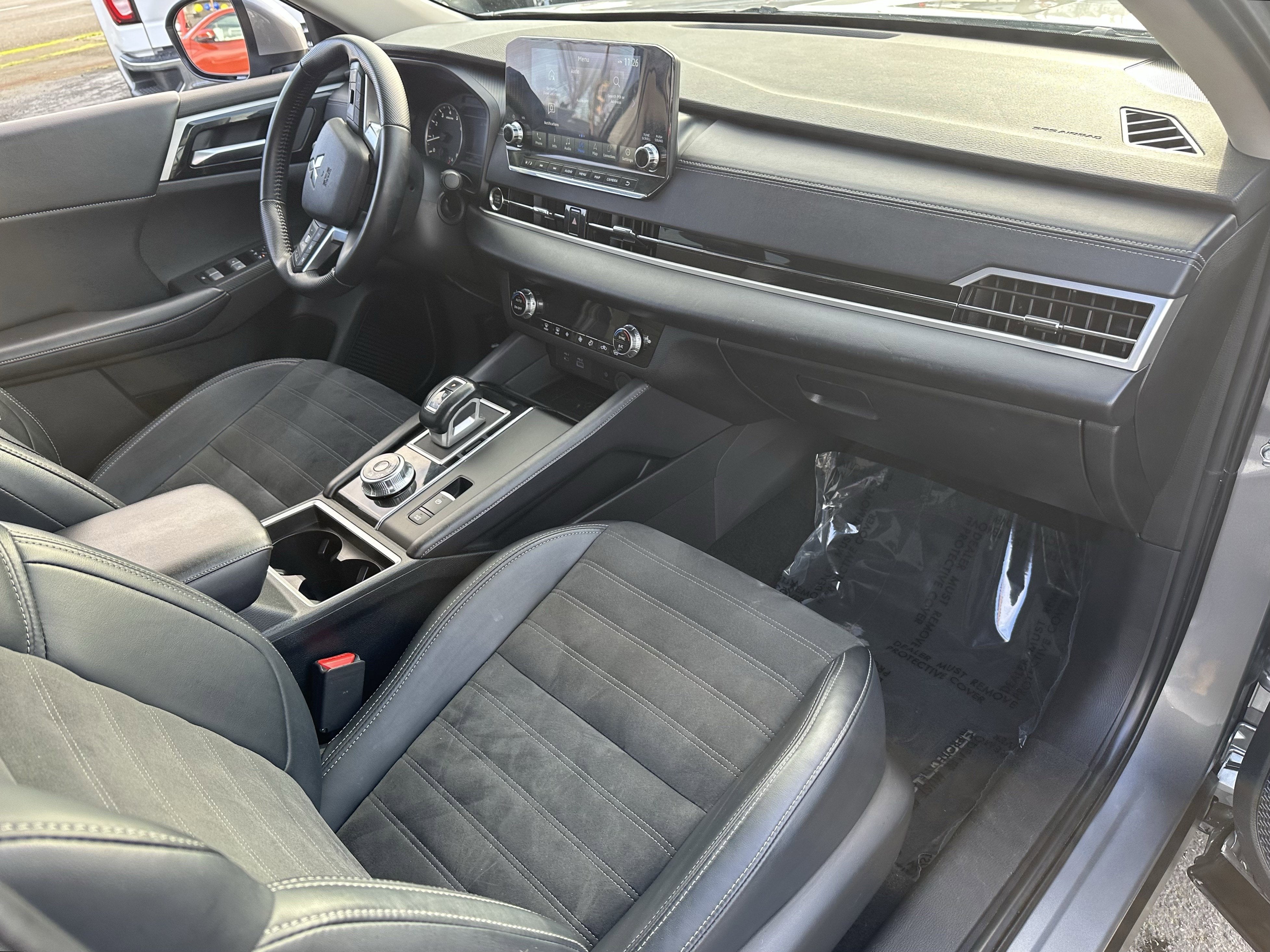 2024 Mitsubishi Outlander SE Black Edition