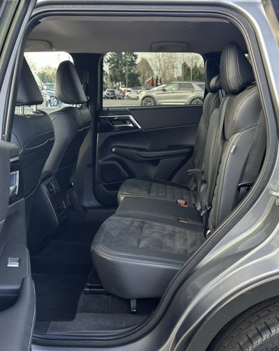 2024 Mitsubishi Outlander SE Black Edition