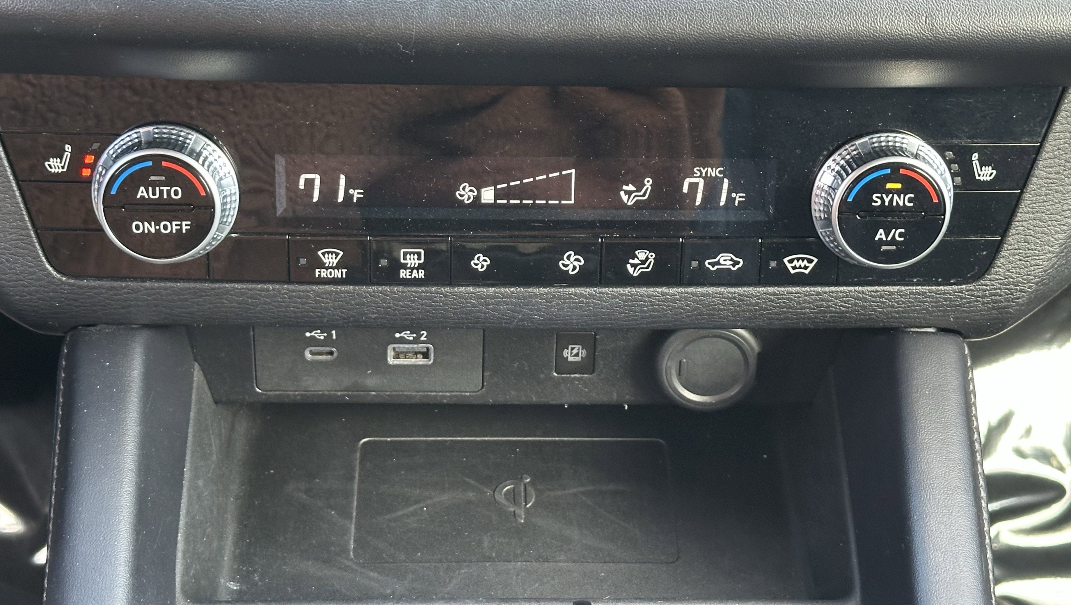 2024 Mitsubishi Outlander SE Black Edition