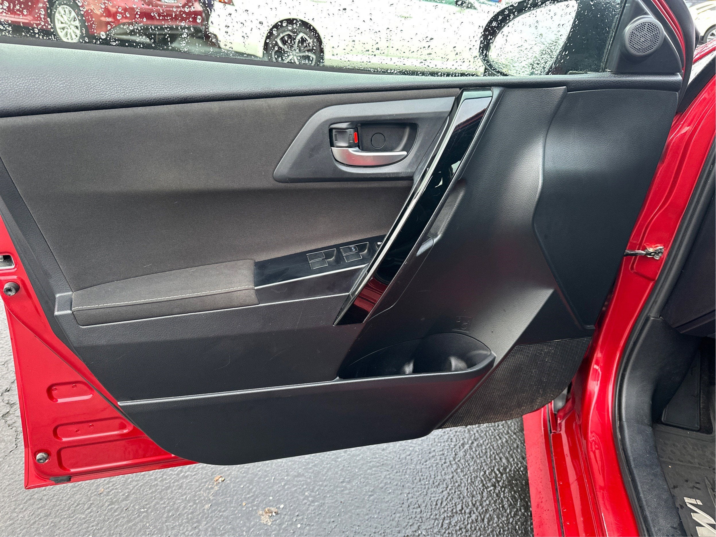 2018 Toyota Corolla iM 5DR HB SE CVT