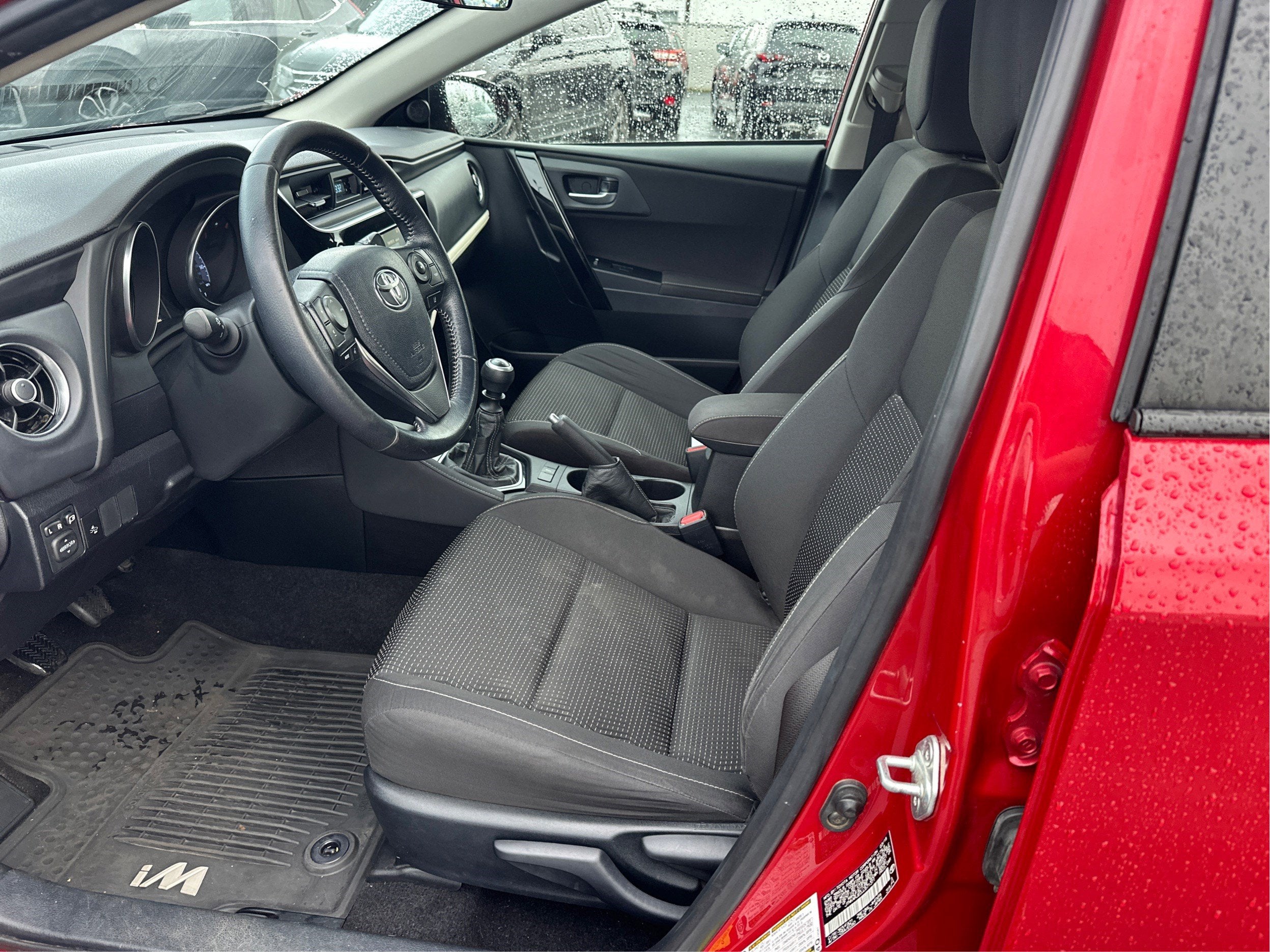 2018 Toyota Corolla iM 5DR HB SE CVT