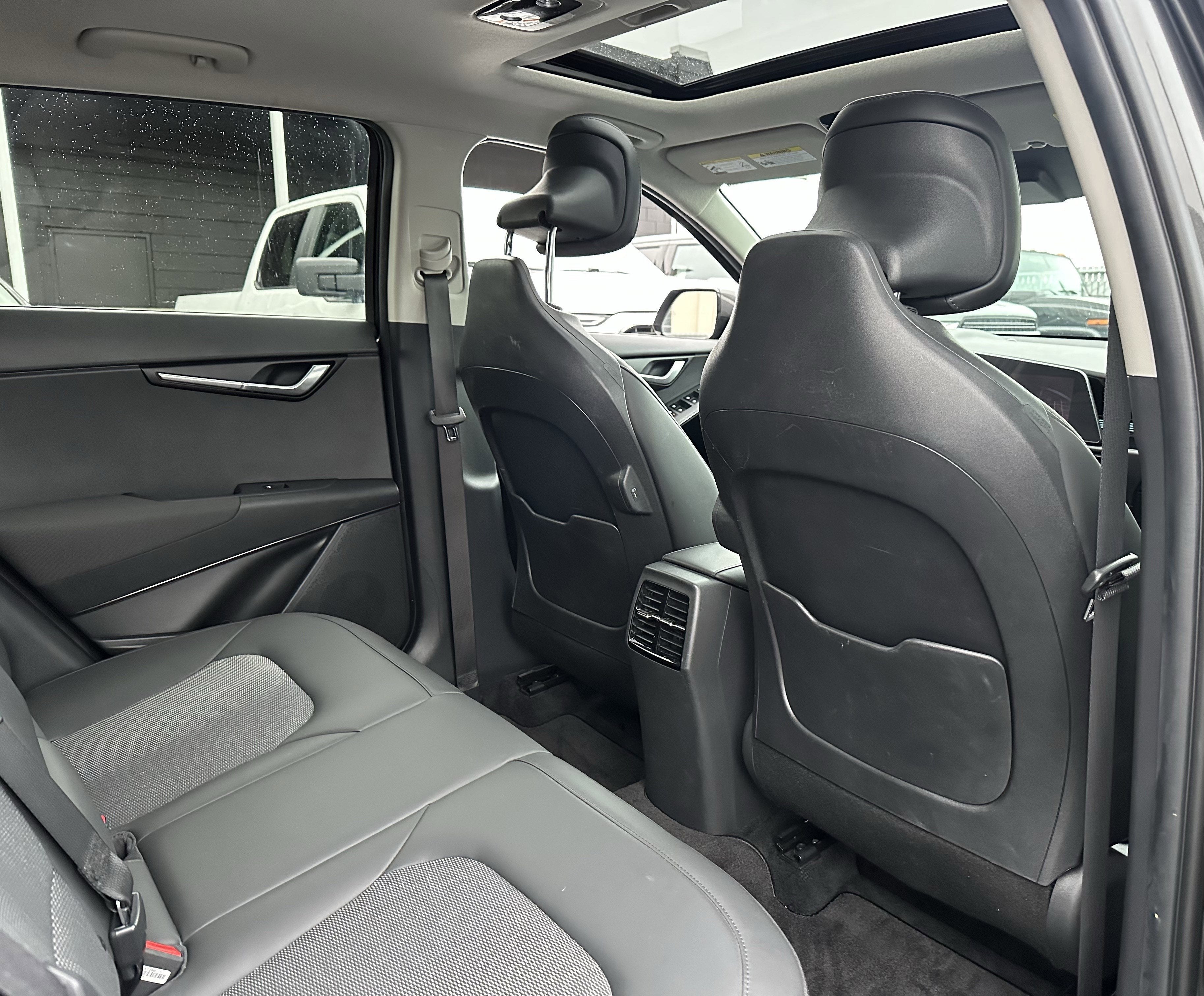 2023 Kia Niro EX Touring