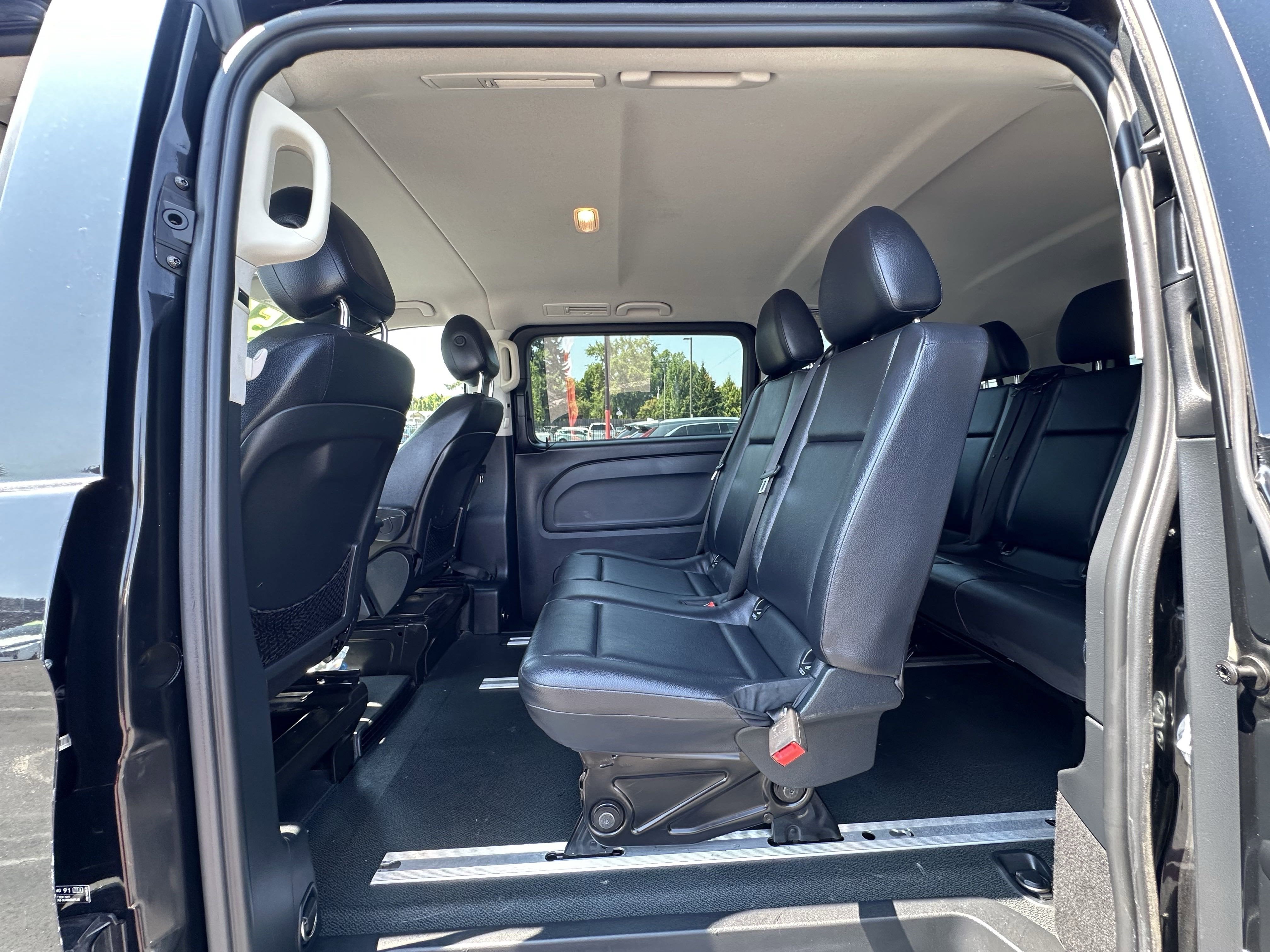2018 Mercedes-Benz Metris Passenger Van Standard Roof 126