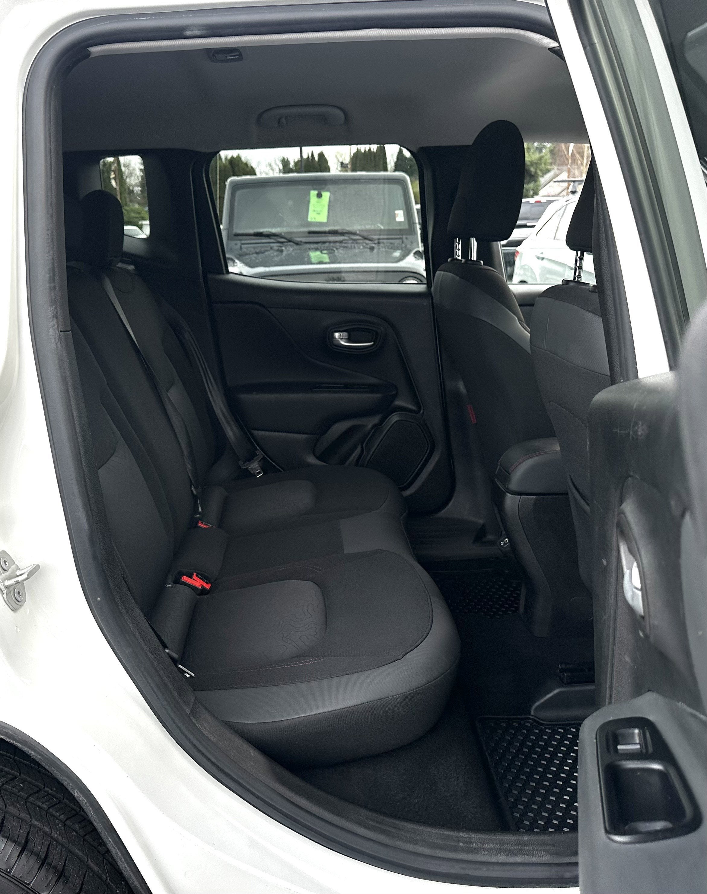 2023 Jeep Renegade Trailhawk 4WD