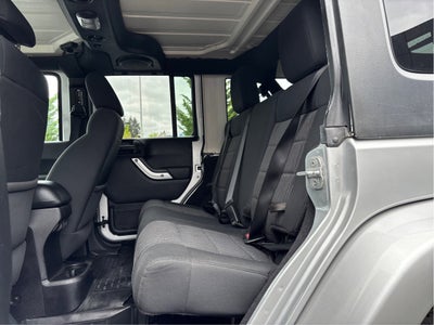 2012 Jeep Wrangler Unlimited Sahara