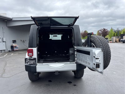 2012 Jeep Wrangler Unlimited Sahara