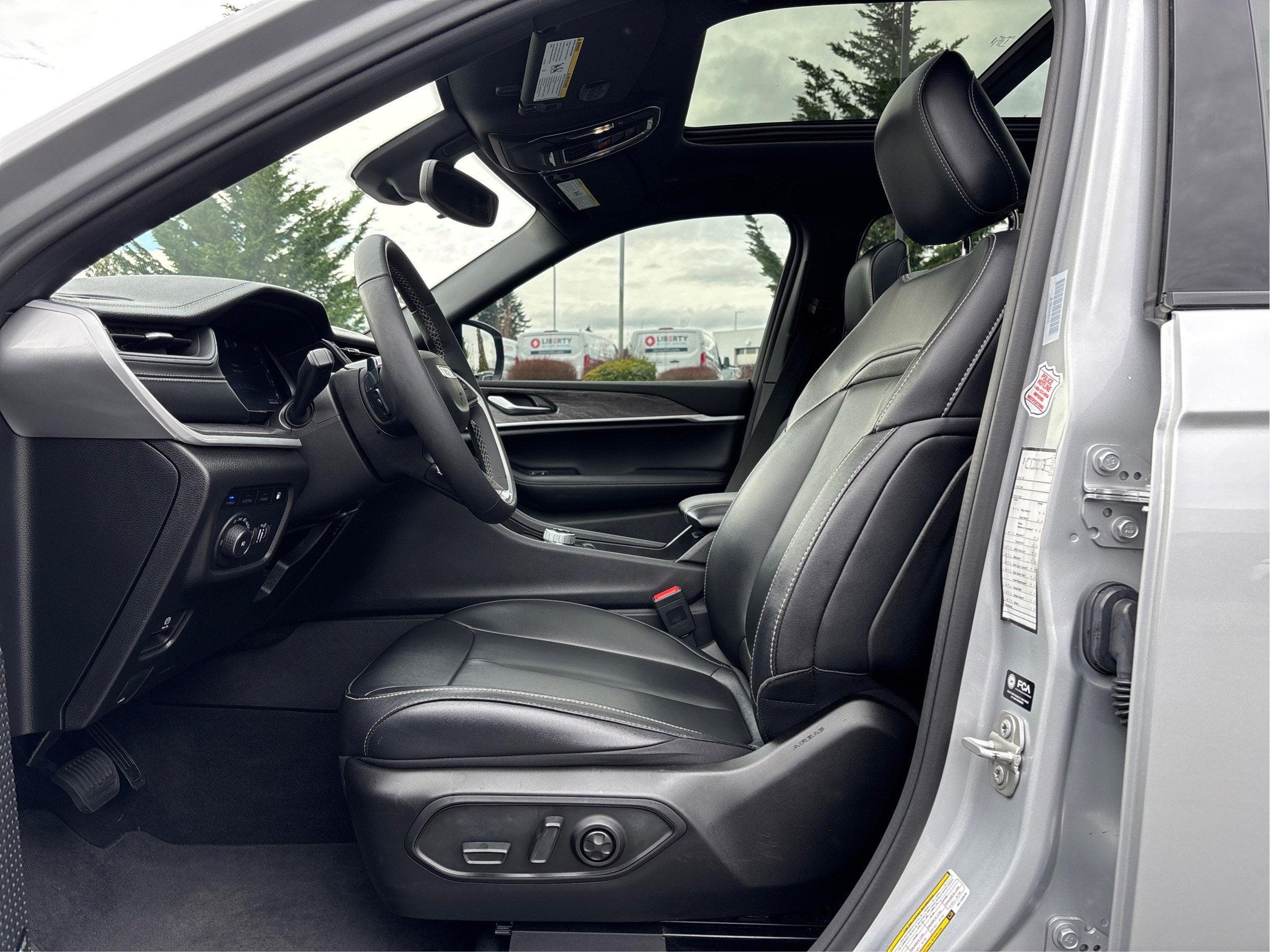 2024 Jeep Grand Cherokee 4xe 4DR 4WD