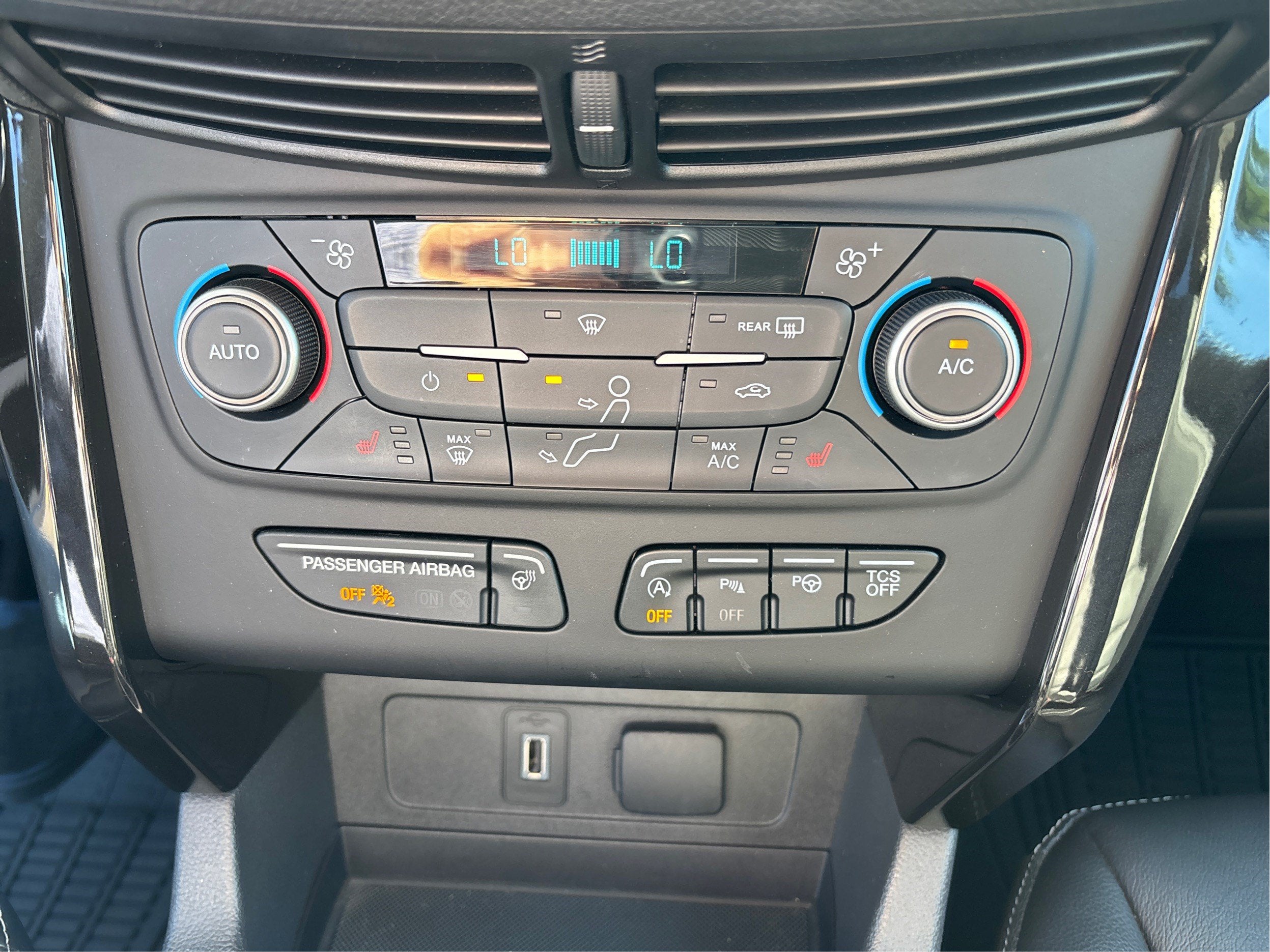 2019 Ford Escape Titanium 4WD
