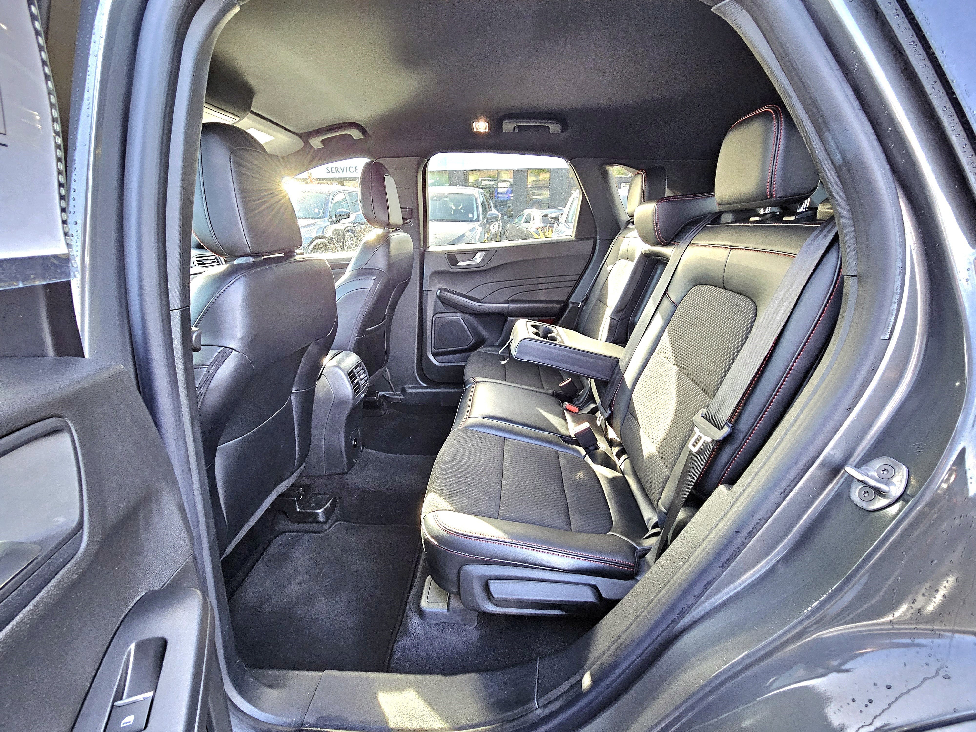 2024 Ford Escape ST-Line AWD