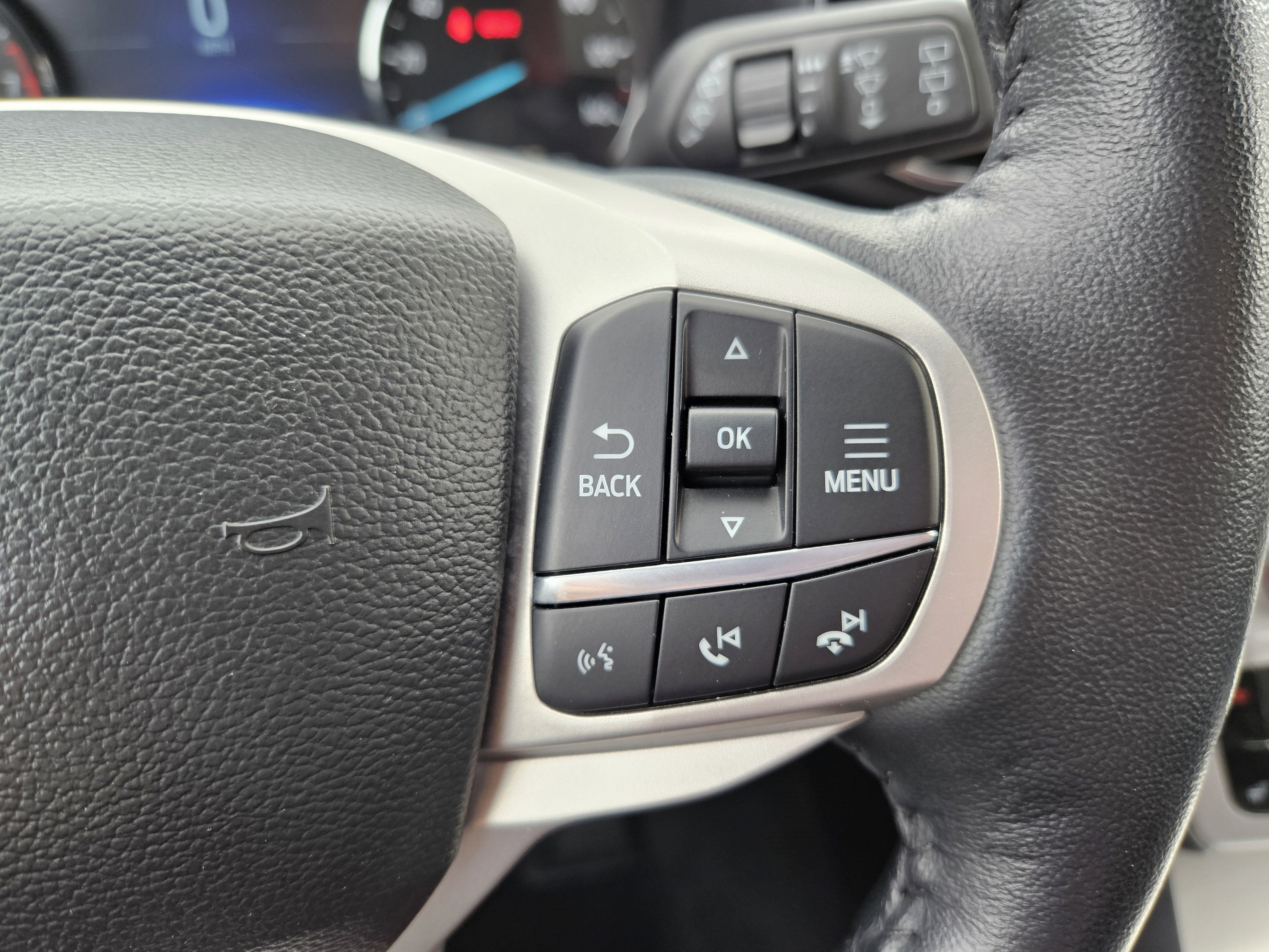 2024 Ford Explorer XLT 4WD