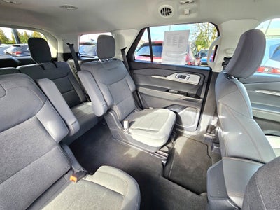 2025 Ford Explorer Active 4WD