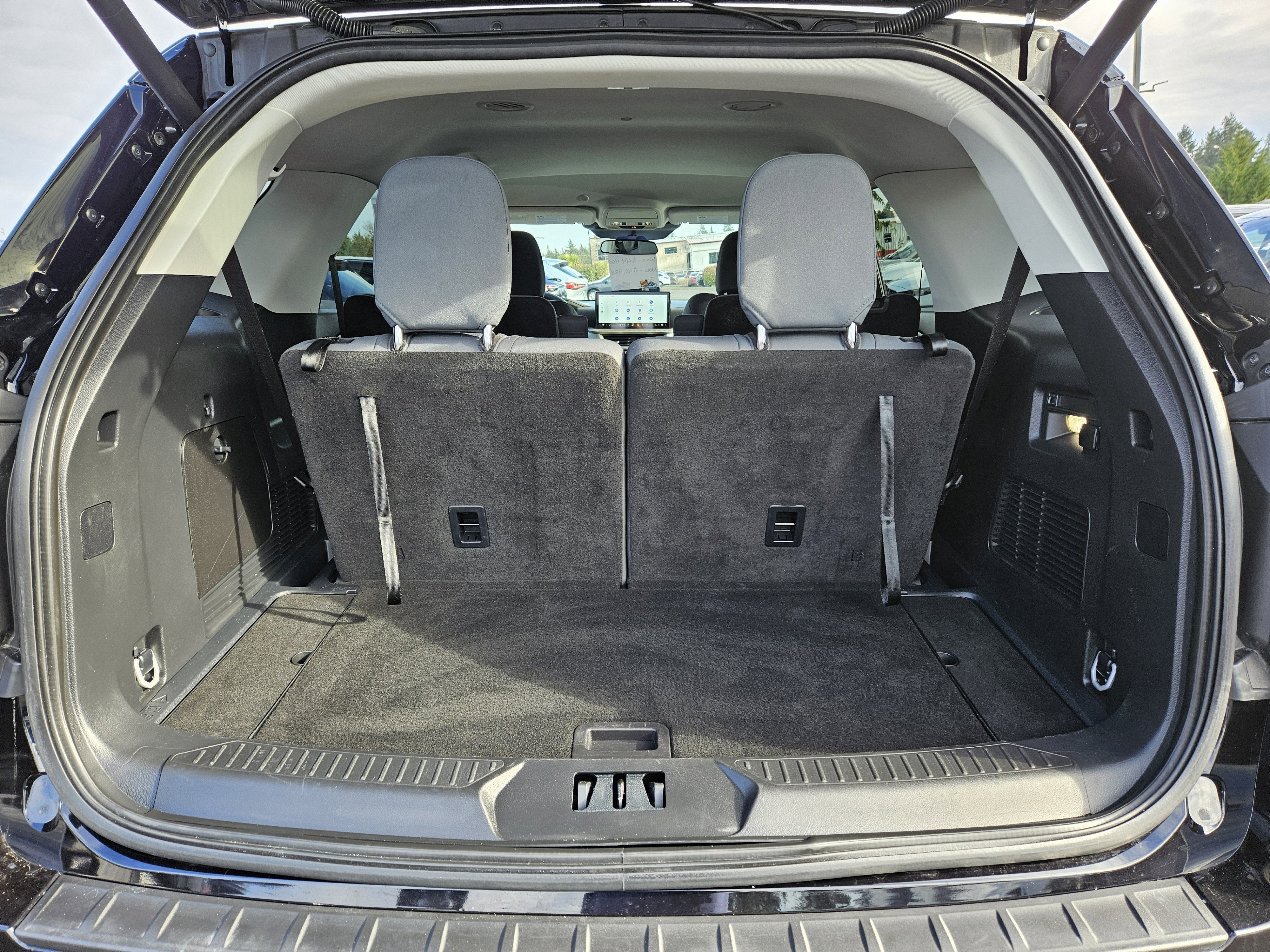 2025 Ford Explorer Active 4WD