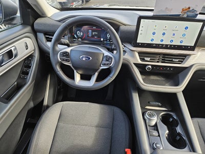2025 Ford Explorer Active 4WD