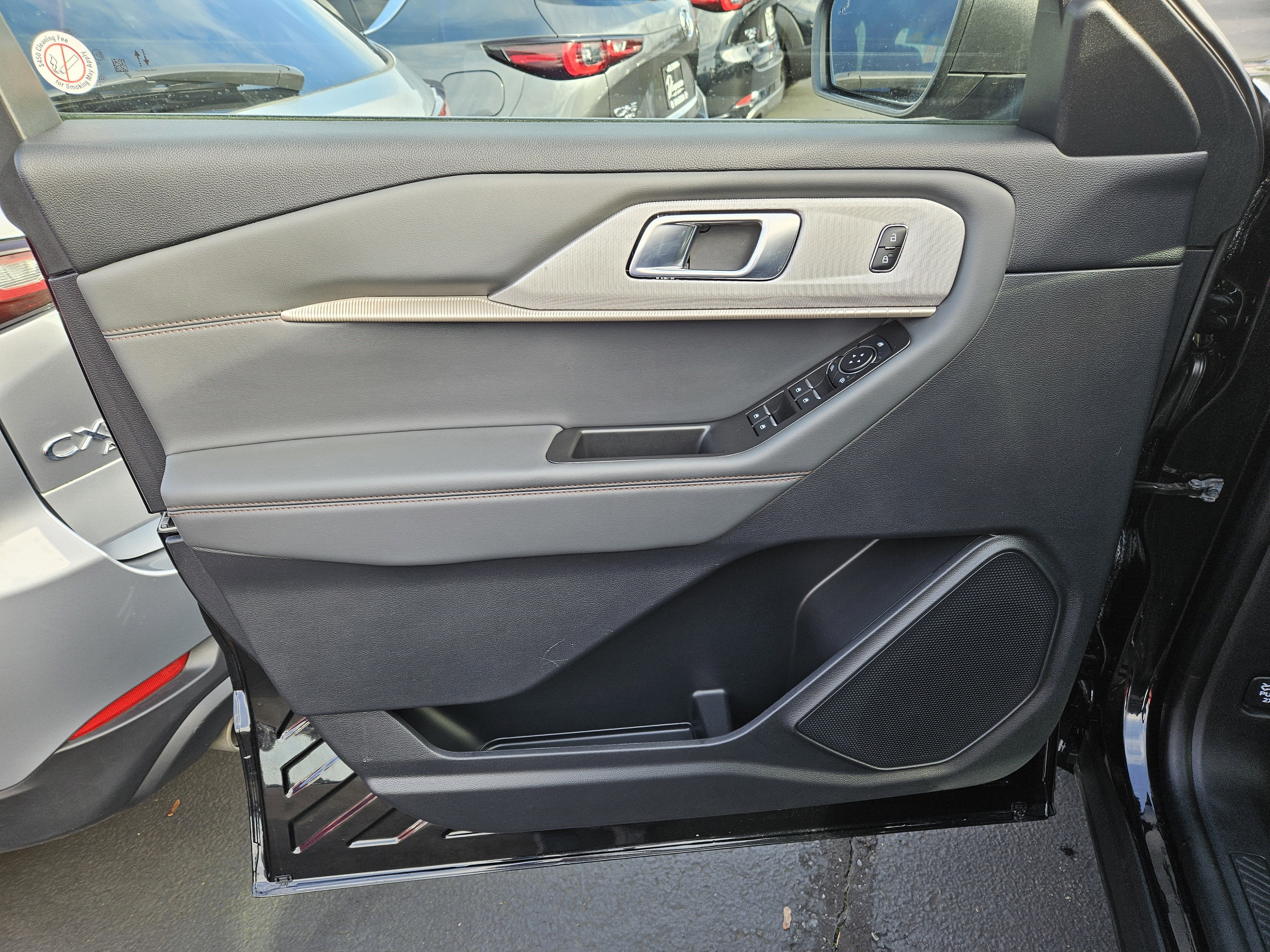 2025 Ford Explorer Active 4WD