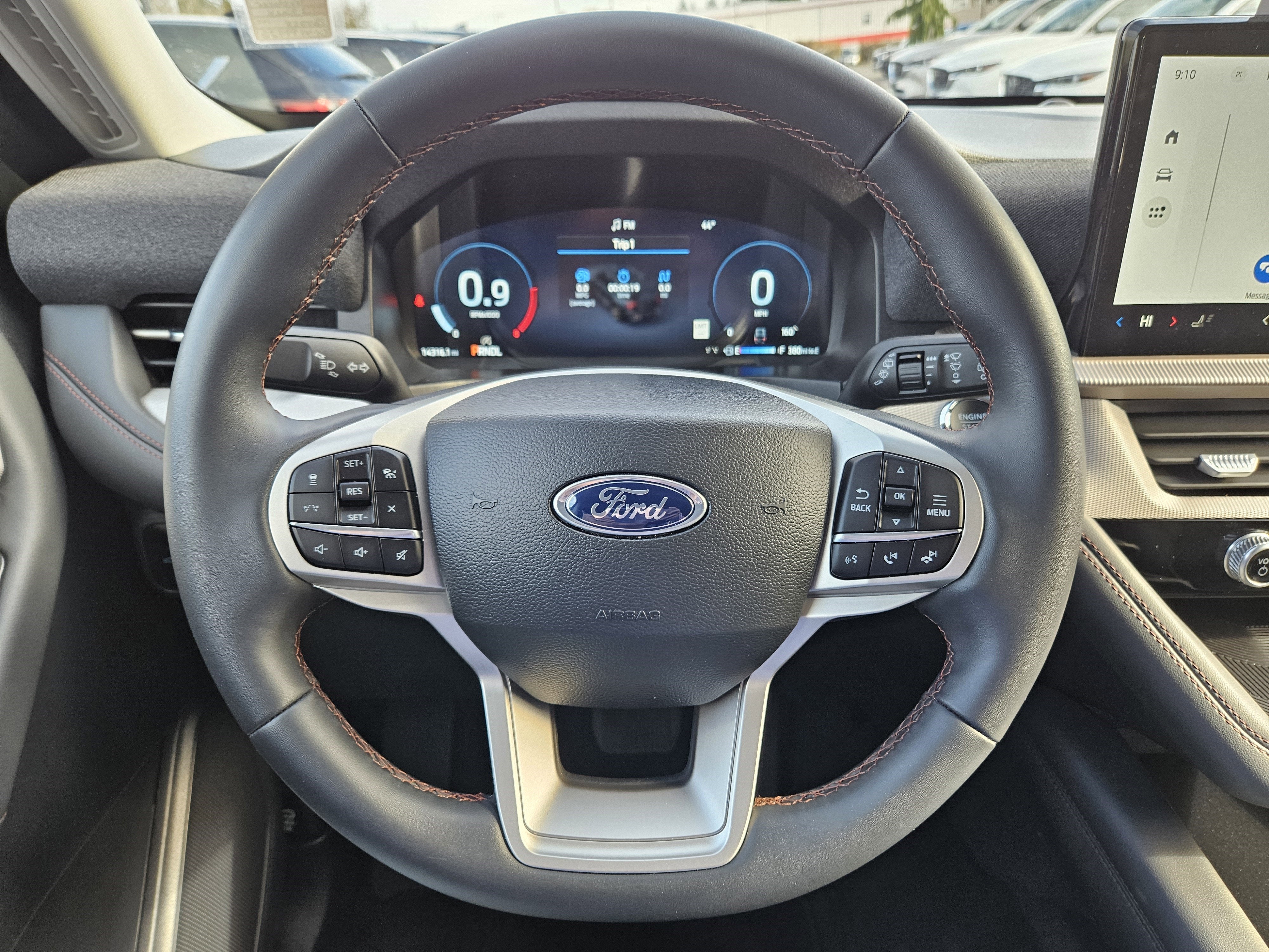 2025 Ford Explorer Active 4WD