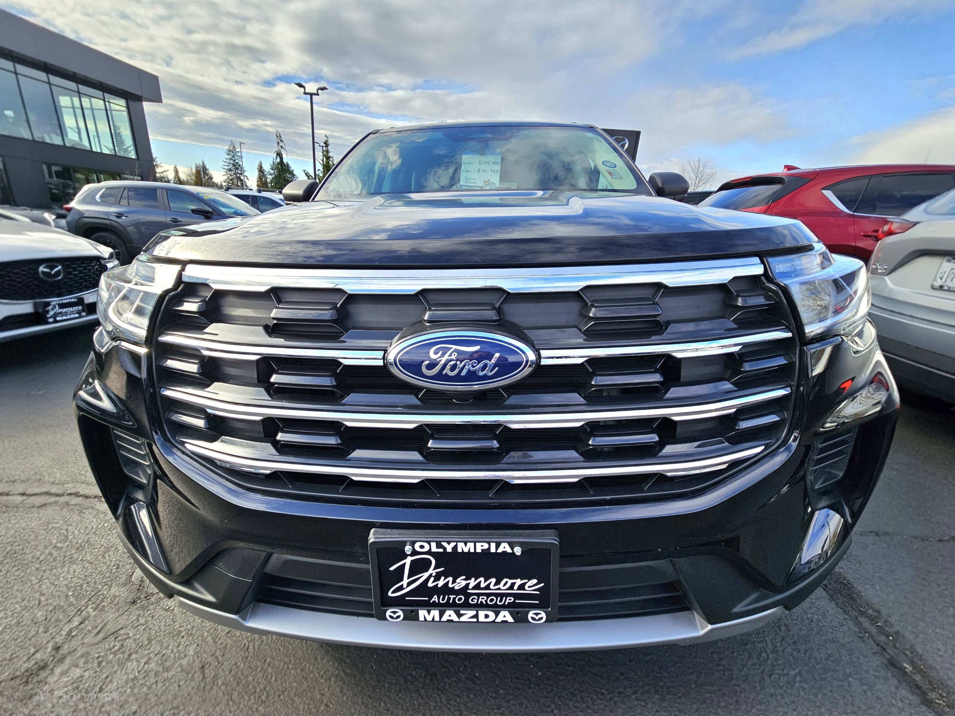 2025 Ford Explorer Active 4WD