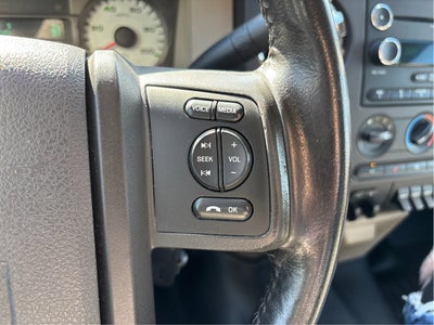 2009 Ford Super Duty F-350 SRW XLT