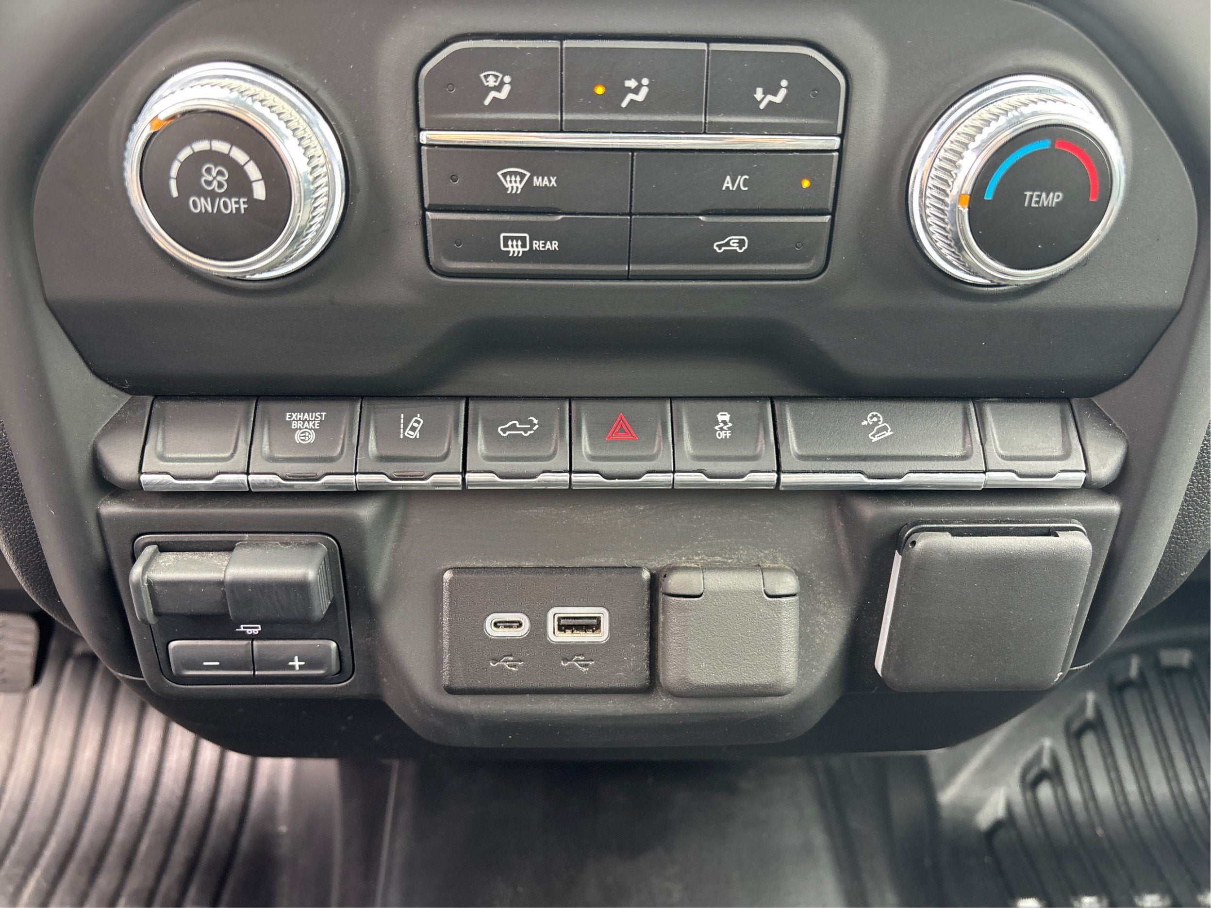 2024 GMC Sierra 2500HD Pro