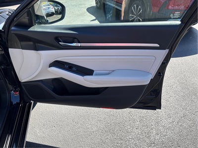 2020 Nissan Altima 2.5 Platinum AWD