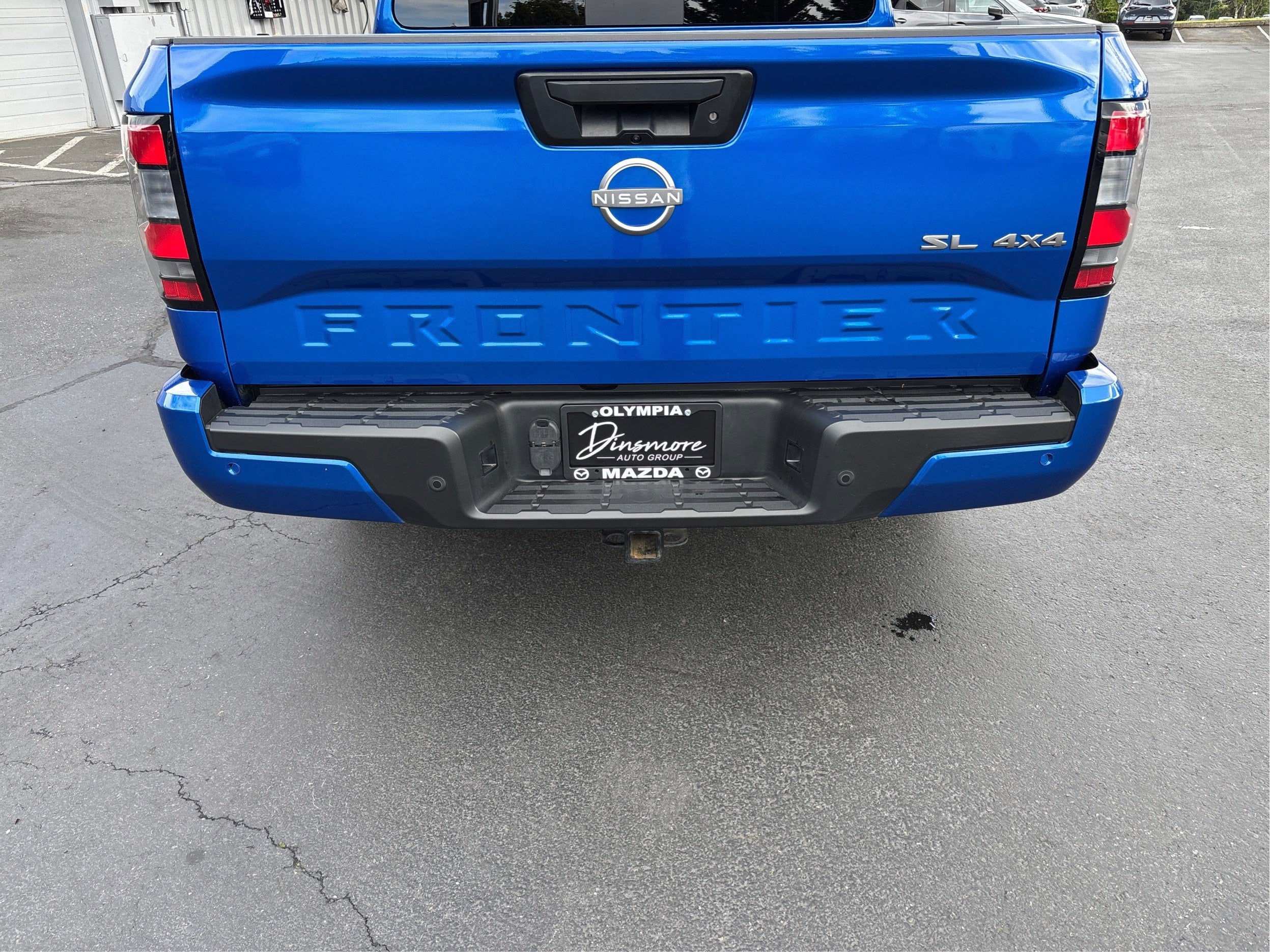 2024 Nissan Frontier SL