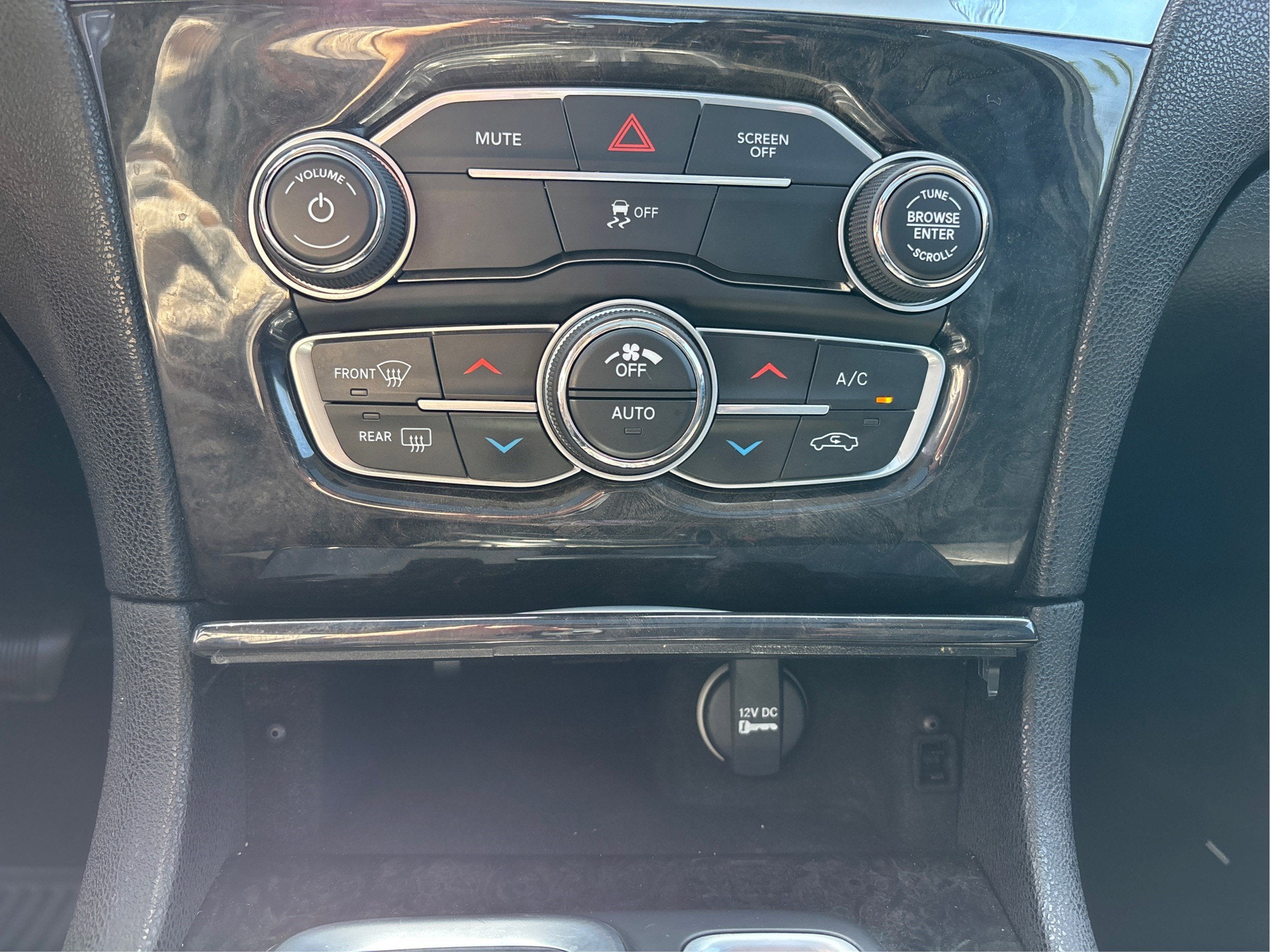 2019 Chrysler 300 Limited
