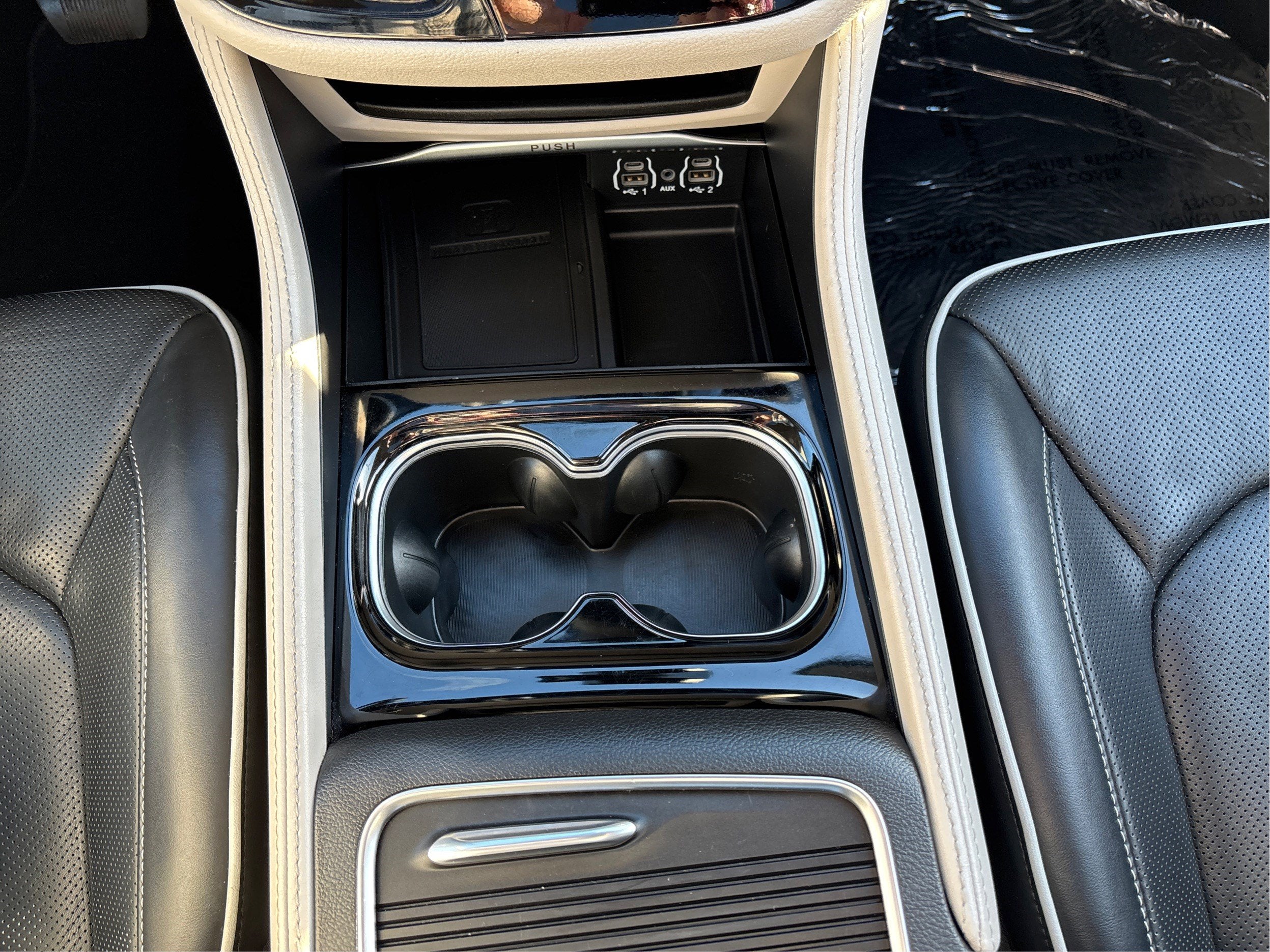 2024 Chrysler Pacifica Limited FWD