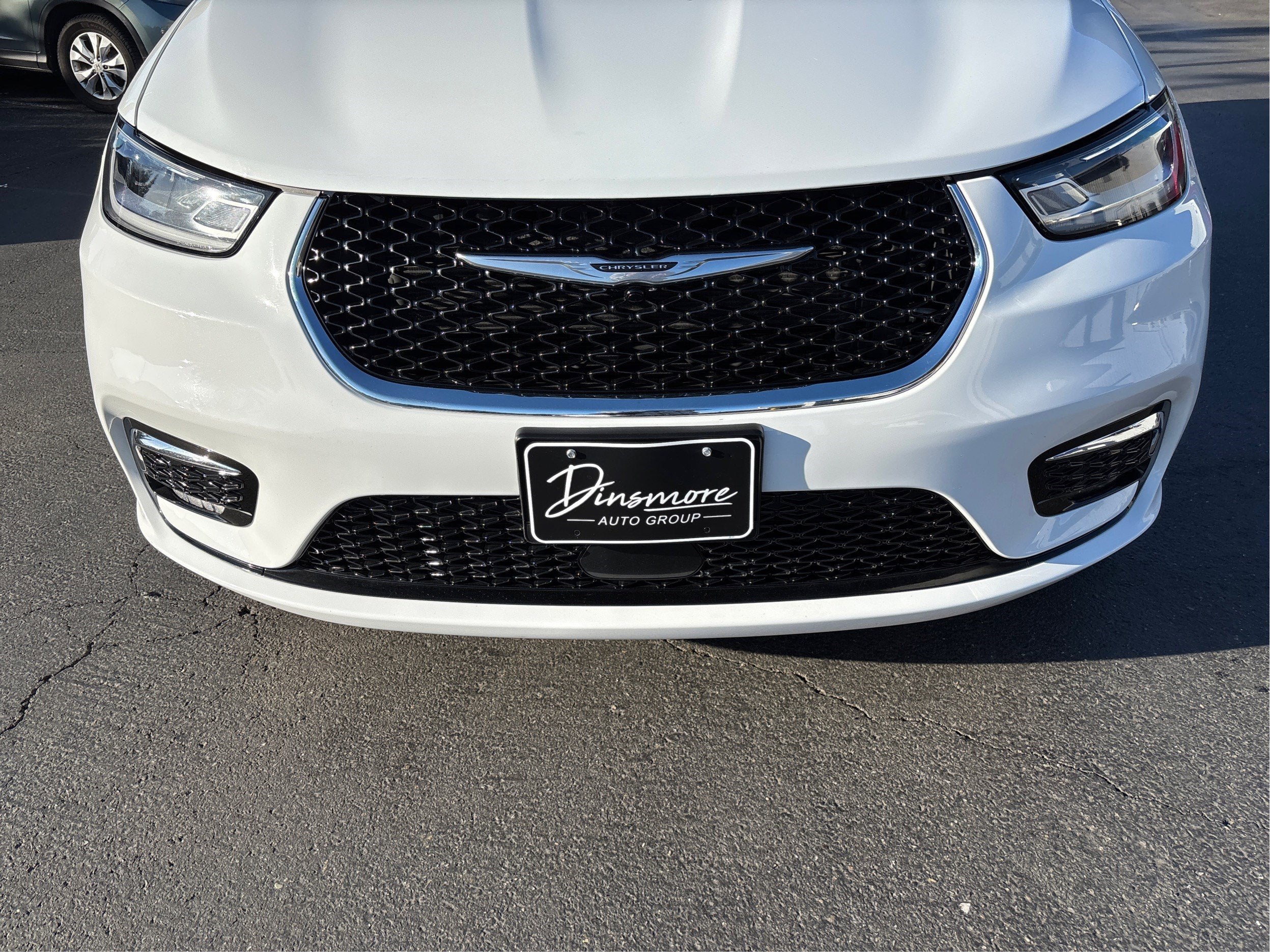 2024 Chrysler Pacifica Limited FWD