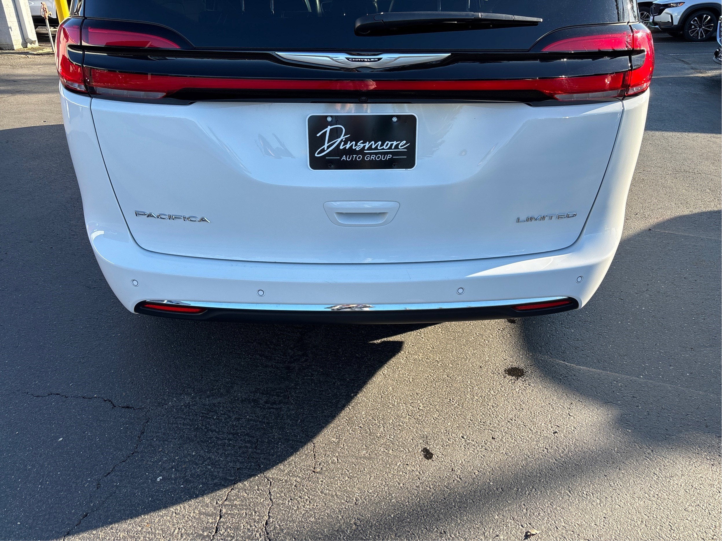 2024 Chrysler Pacifica Limited FWD