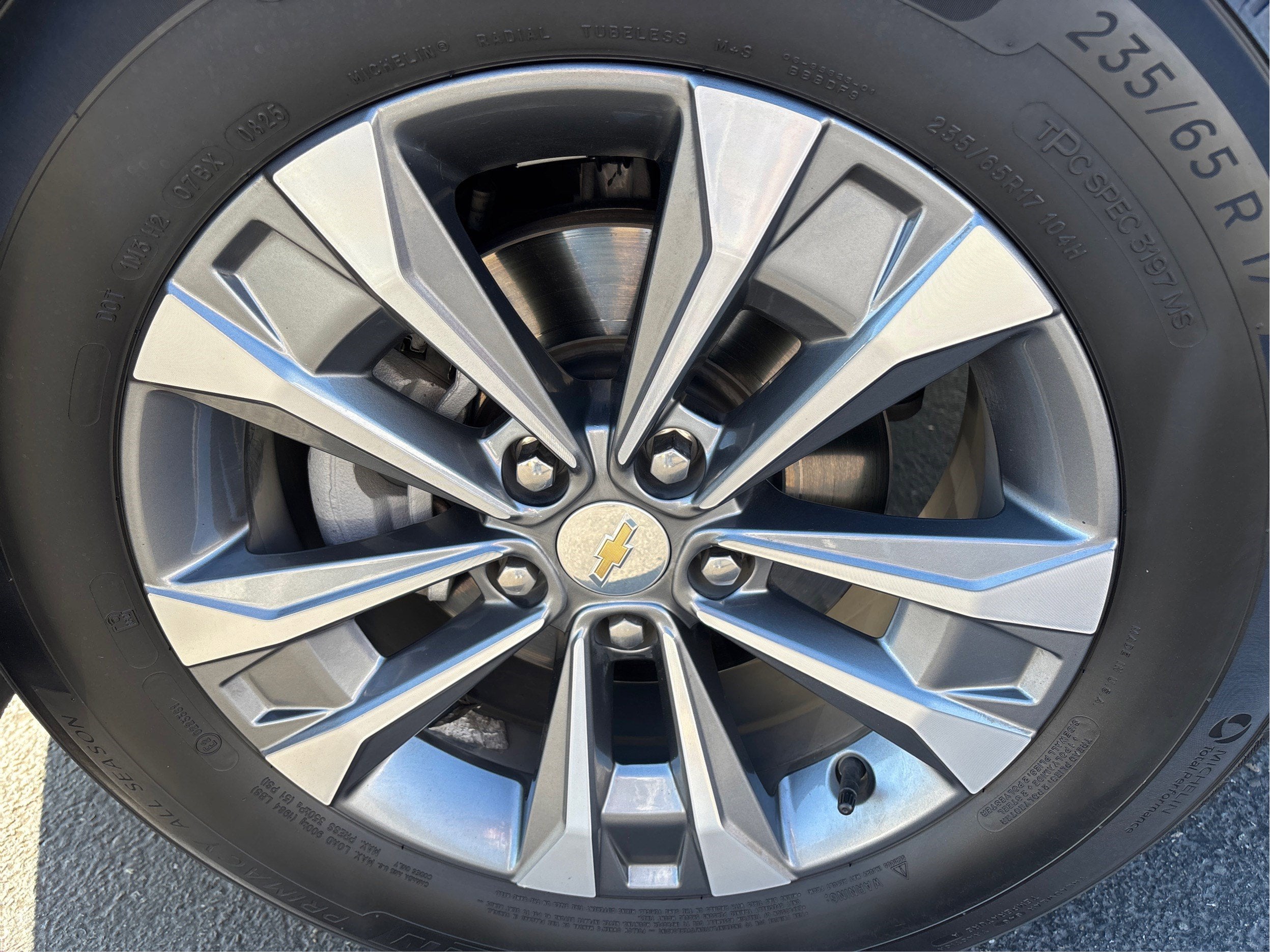 2025 Chevrolet Equinox AWD LT