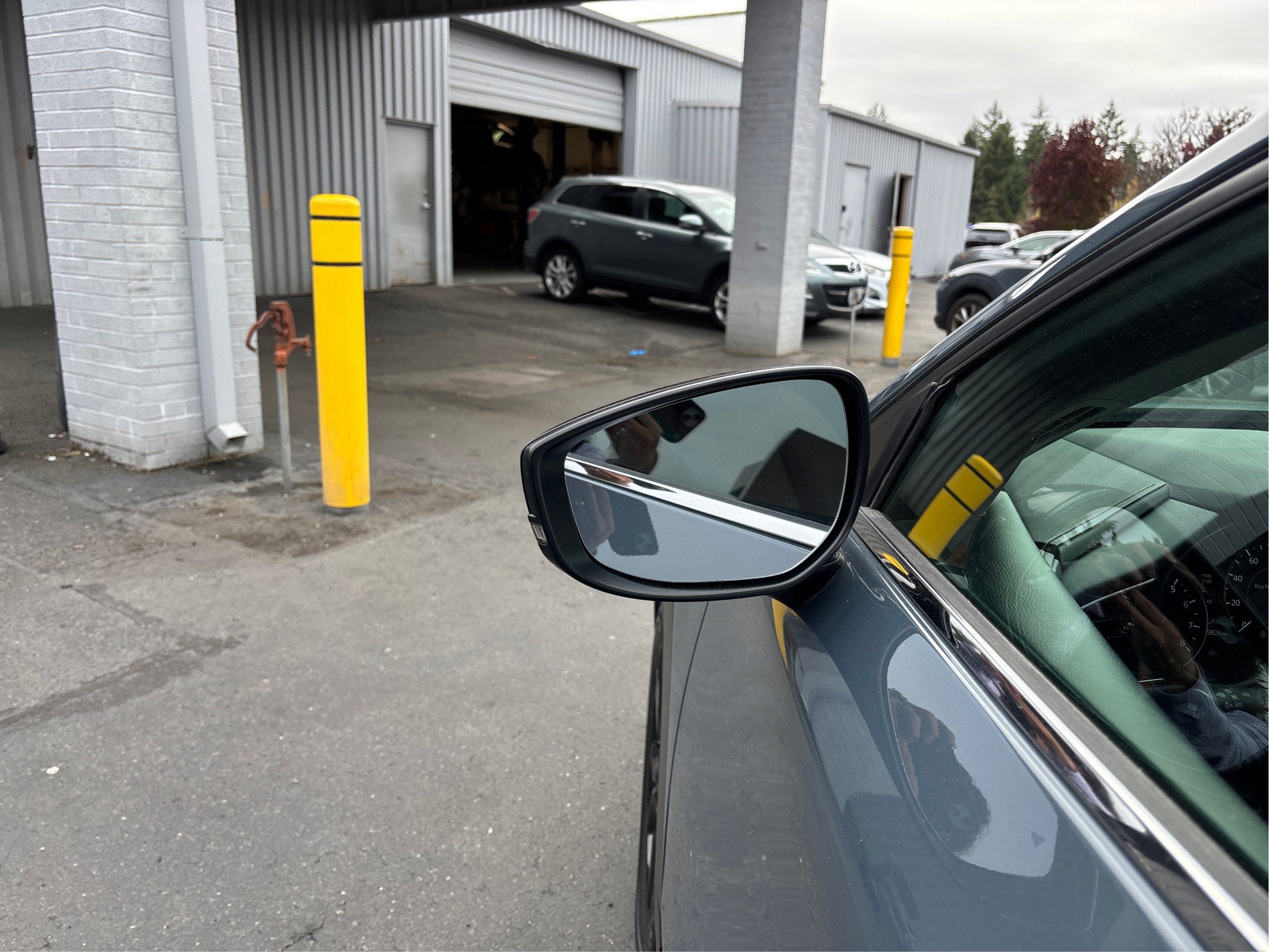 2025 Mazda Mazda CX-30 Carbon Edition AWD