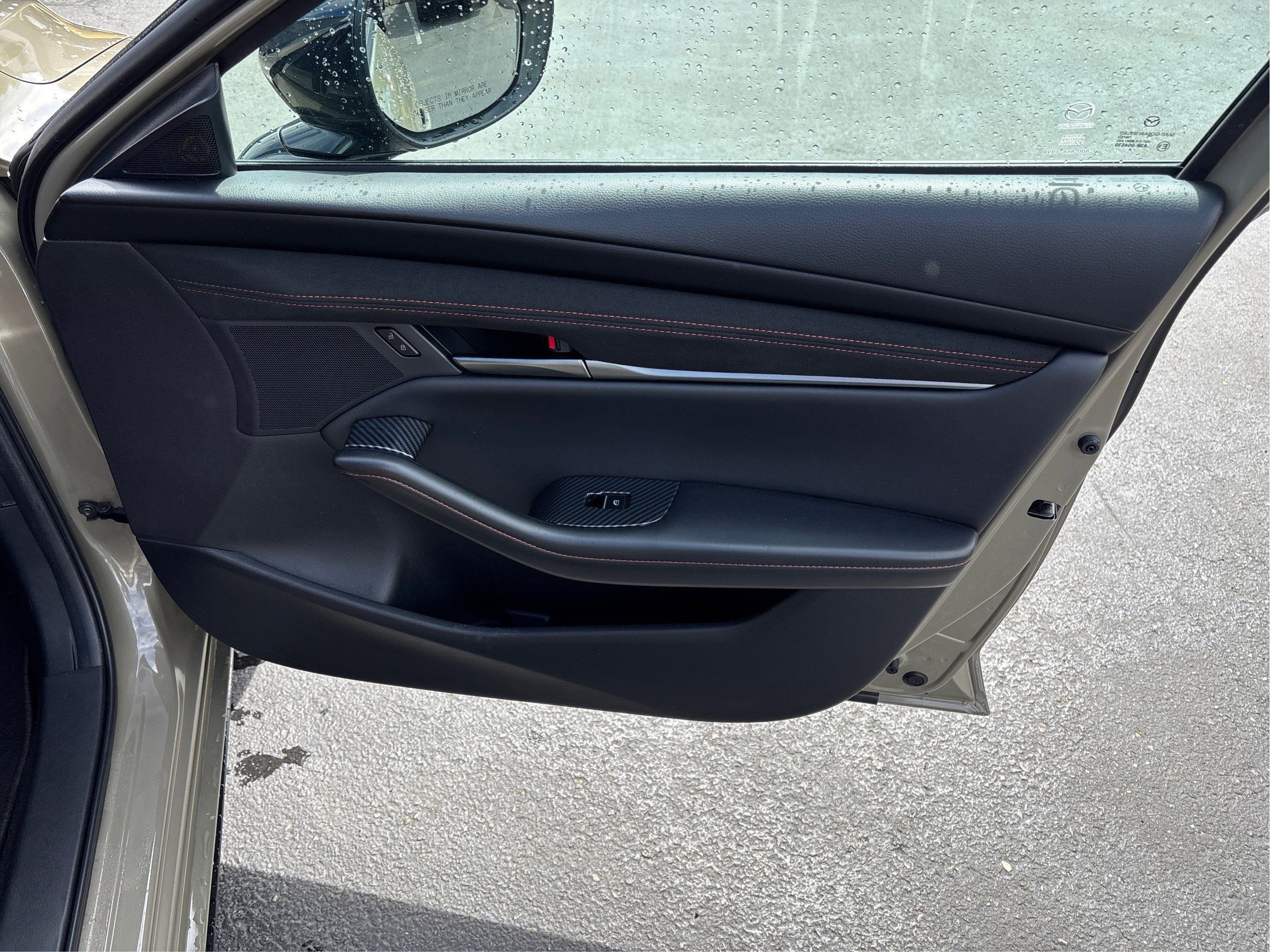 2024 Mazda Mazda3 Carbon Turbo