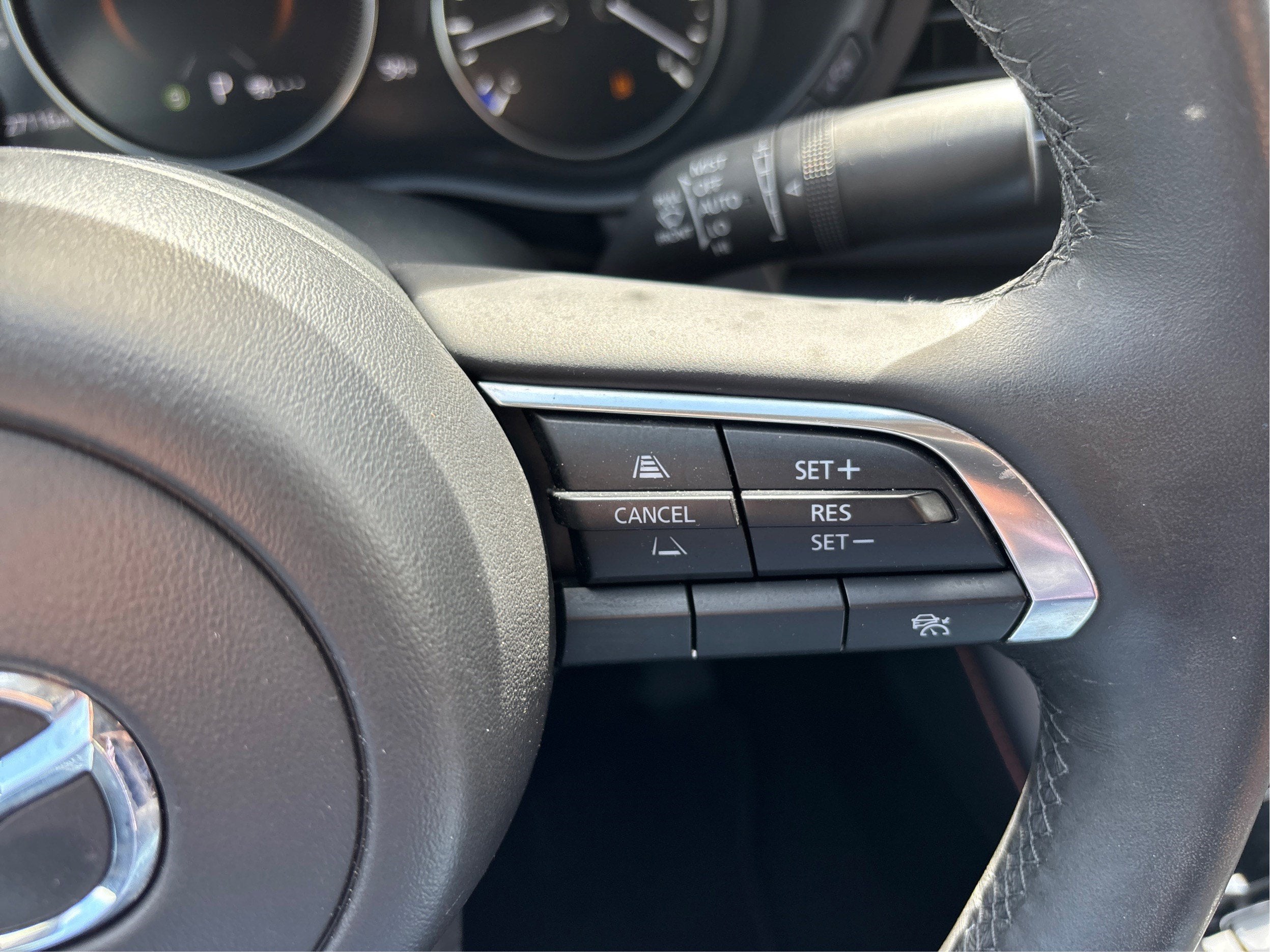 2024 Mazda Mazda3 Carbon Turbo