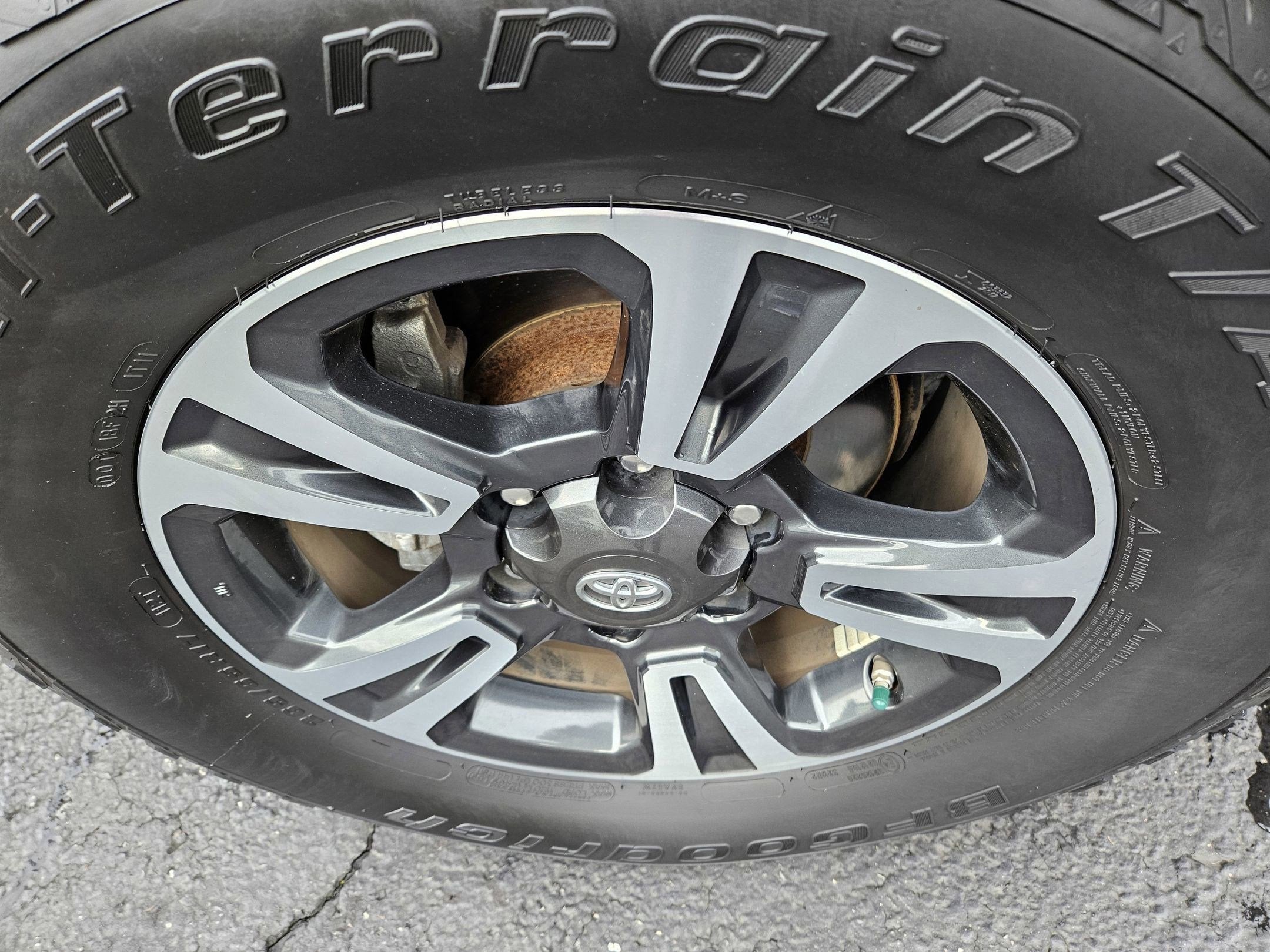 2017 Toyota Tacoma TRD Sport