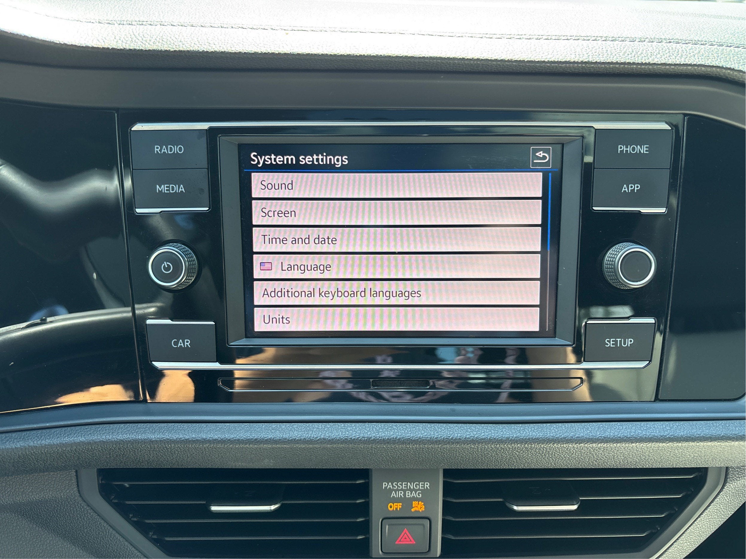 2019 Volkswagen Jetta R-Line