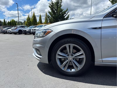 2019 Volkswagen Jetta R-Line