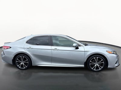 2018 Toyota Camry Hybrid SE