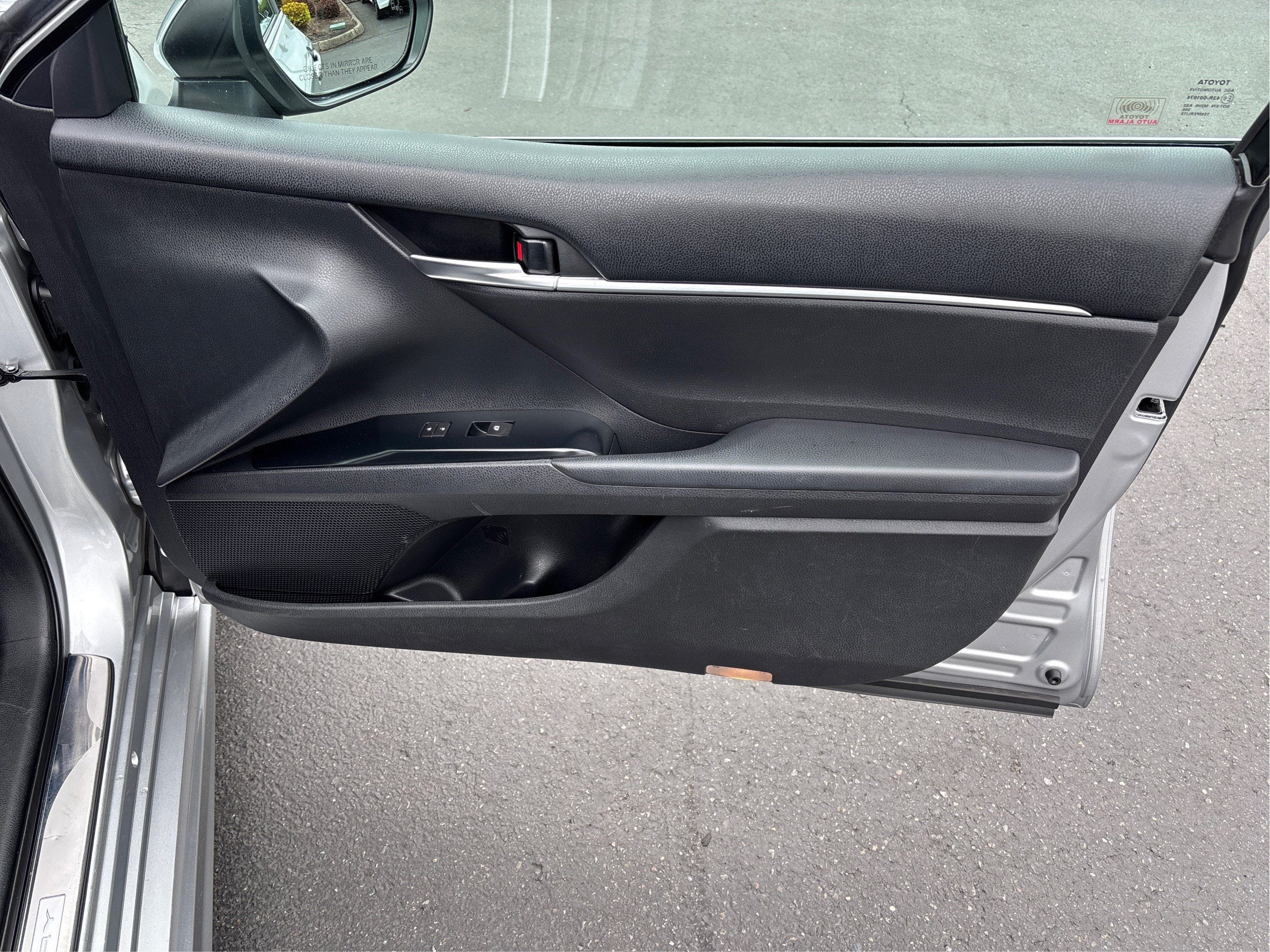 2018 Toyota Camry Hybrid SE