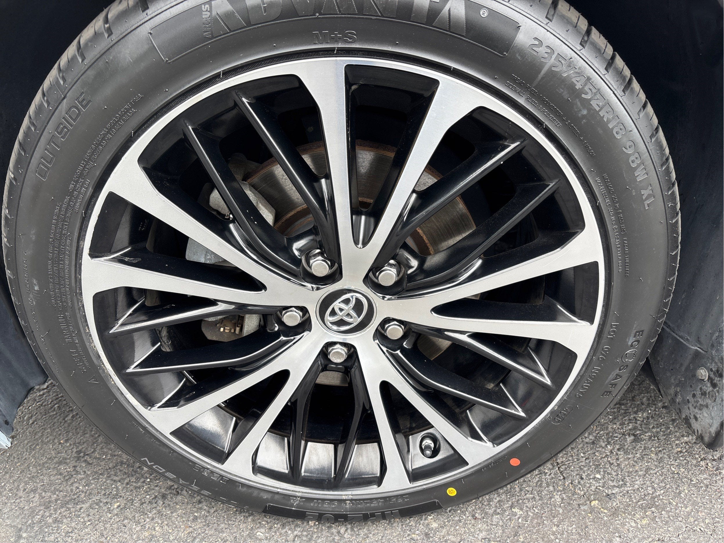 2018 Toyota Camry Hybrid SE
