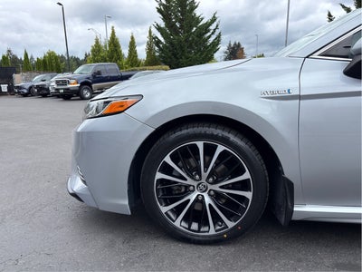 2018 Toyota Camry Hybrid SE