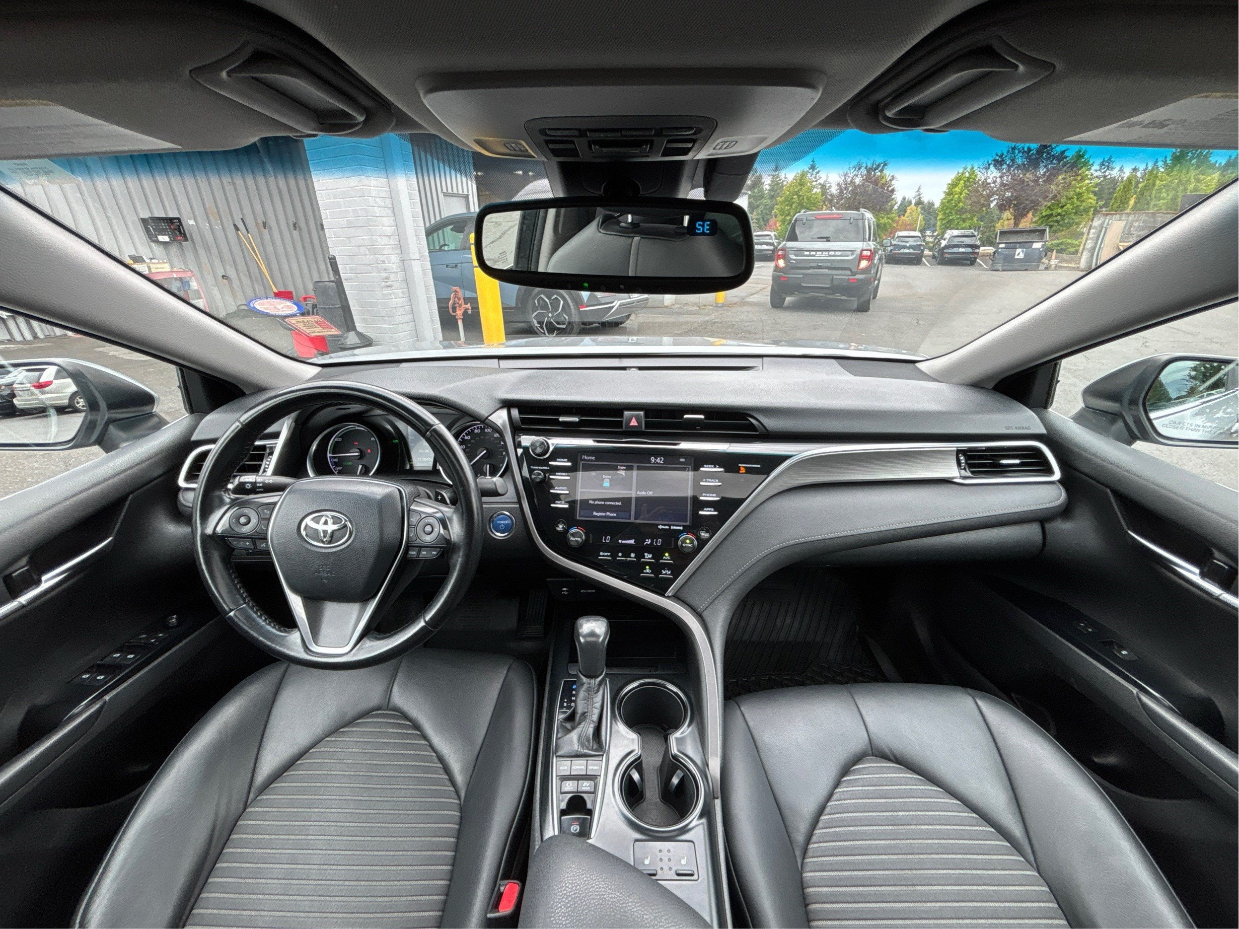 2018 Toyota Camry Hybrid SE
